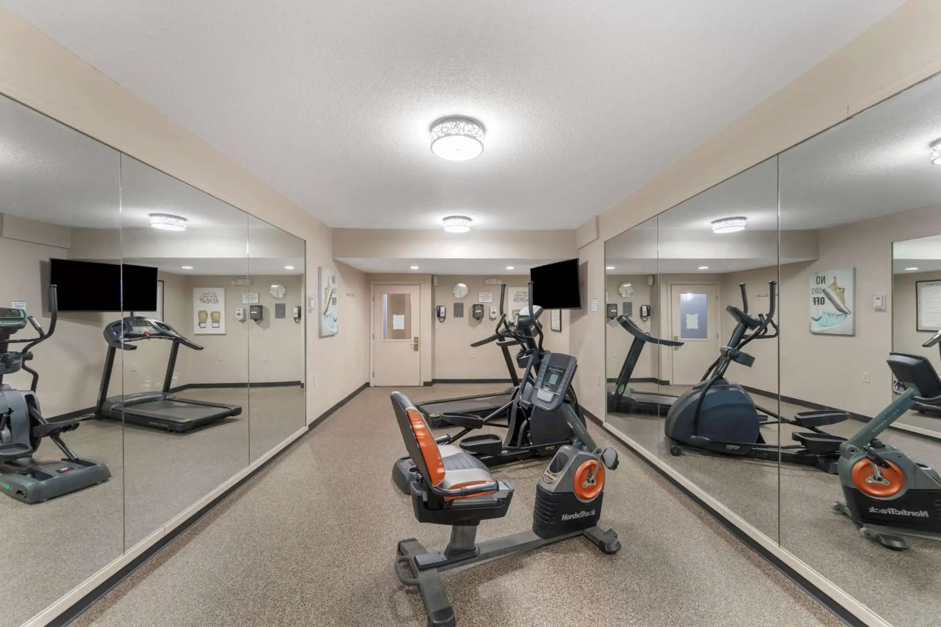 Spa and wellness centre/facilities, Fitness Center/Facilities in Best Western Plus Russellville Hotel & Suites