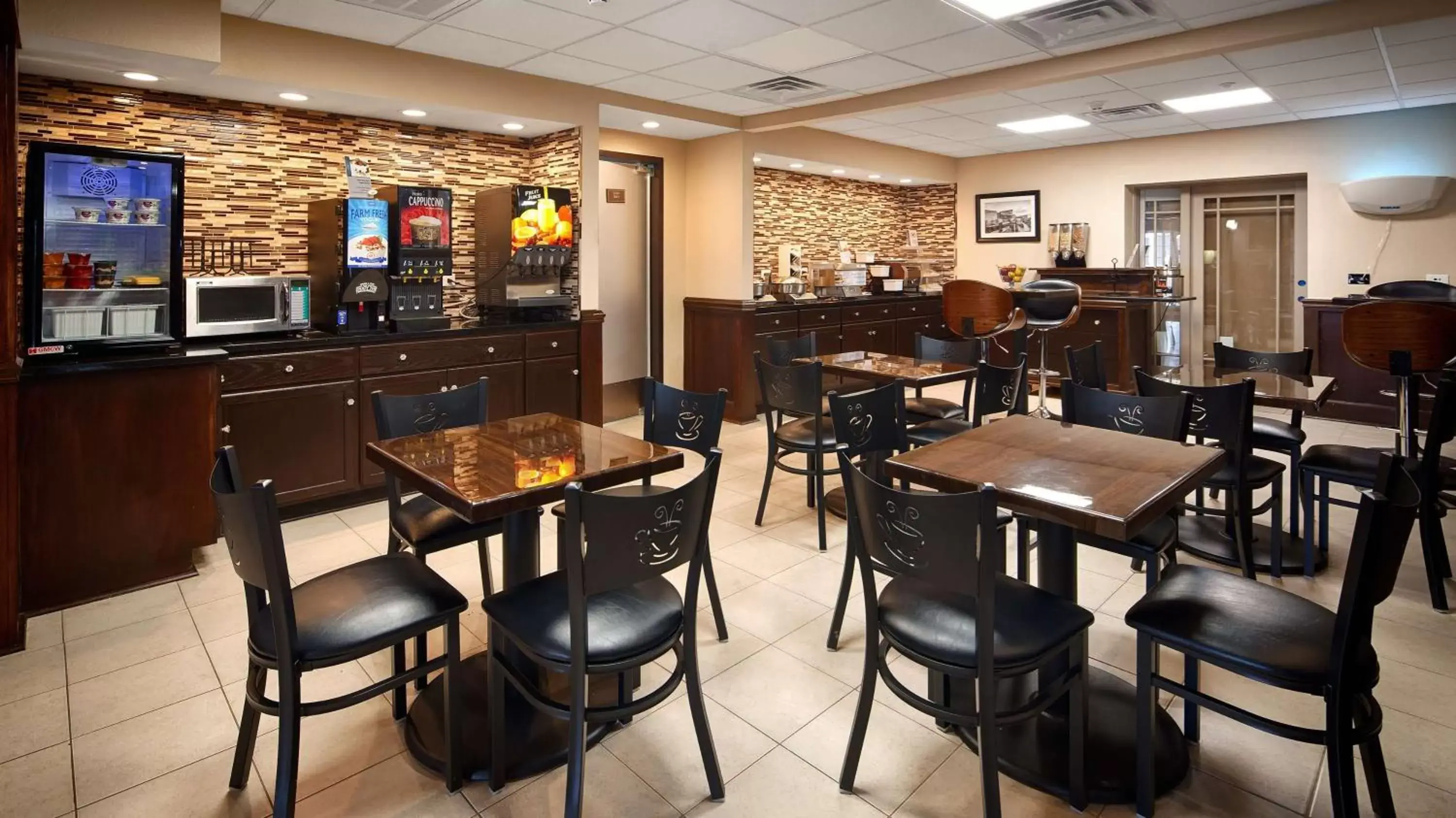 Breakfast, Restaurant/Places to Eat in Best Western Plus Crawfordsville Hotel