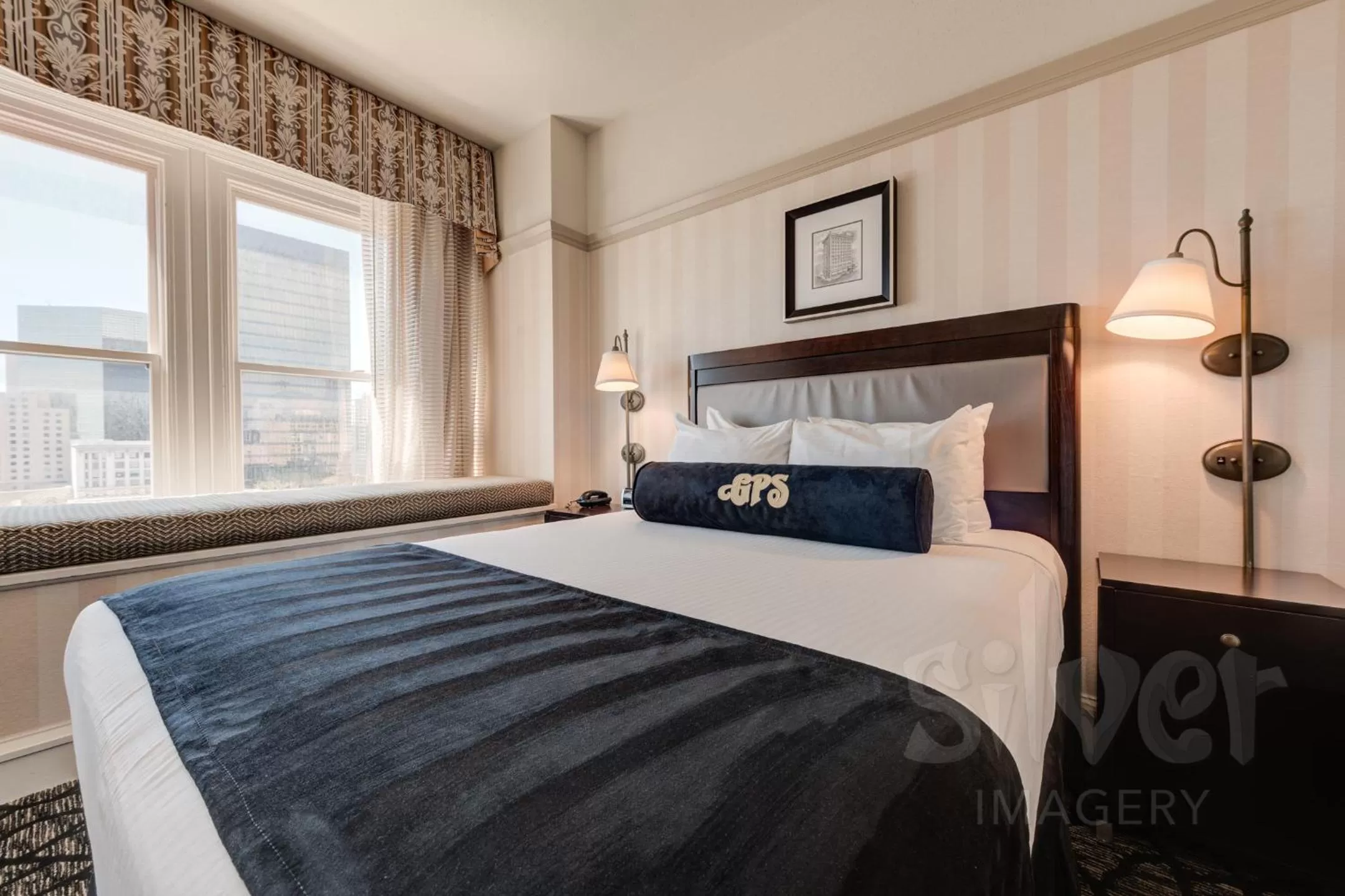 Bed in Gaslamp Plaza Suites