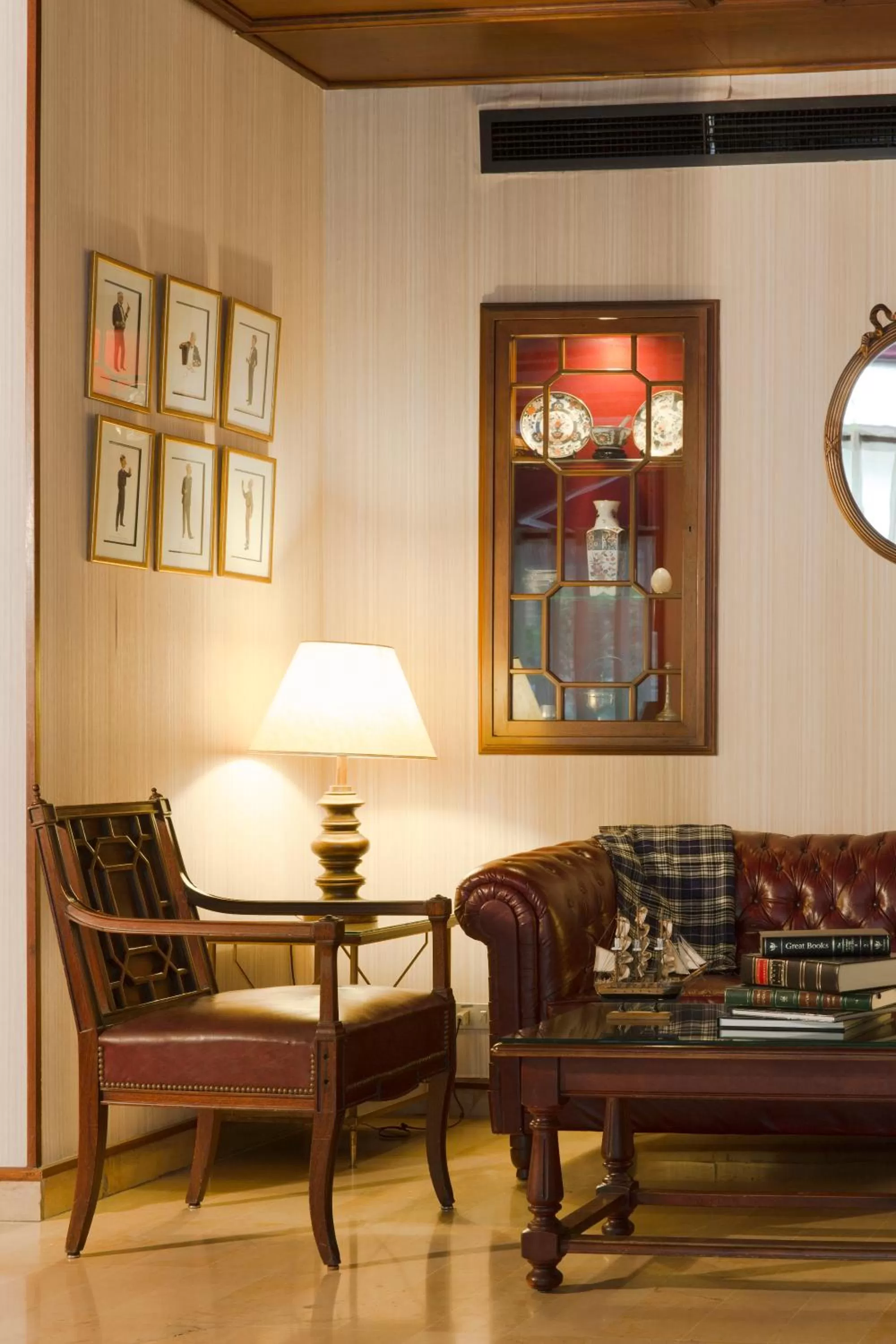 Lounge or bar in The Mayflower Hotel