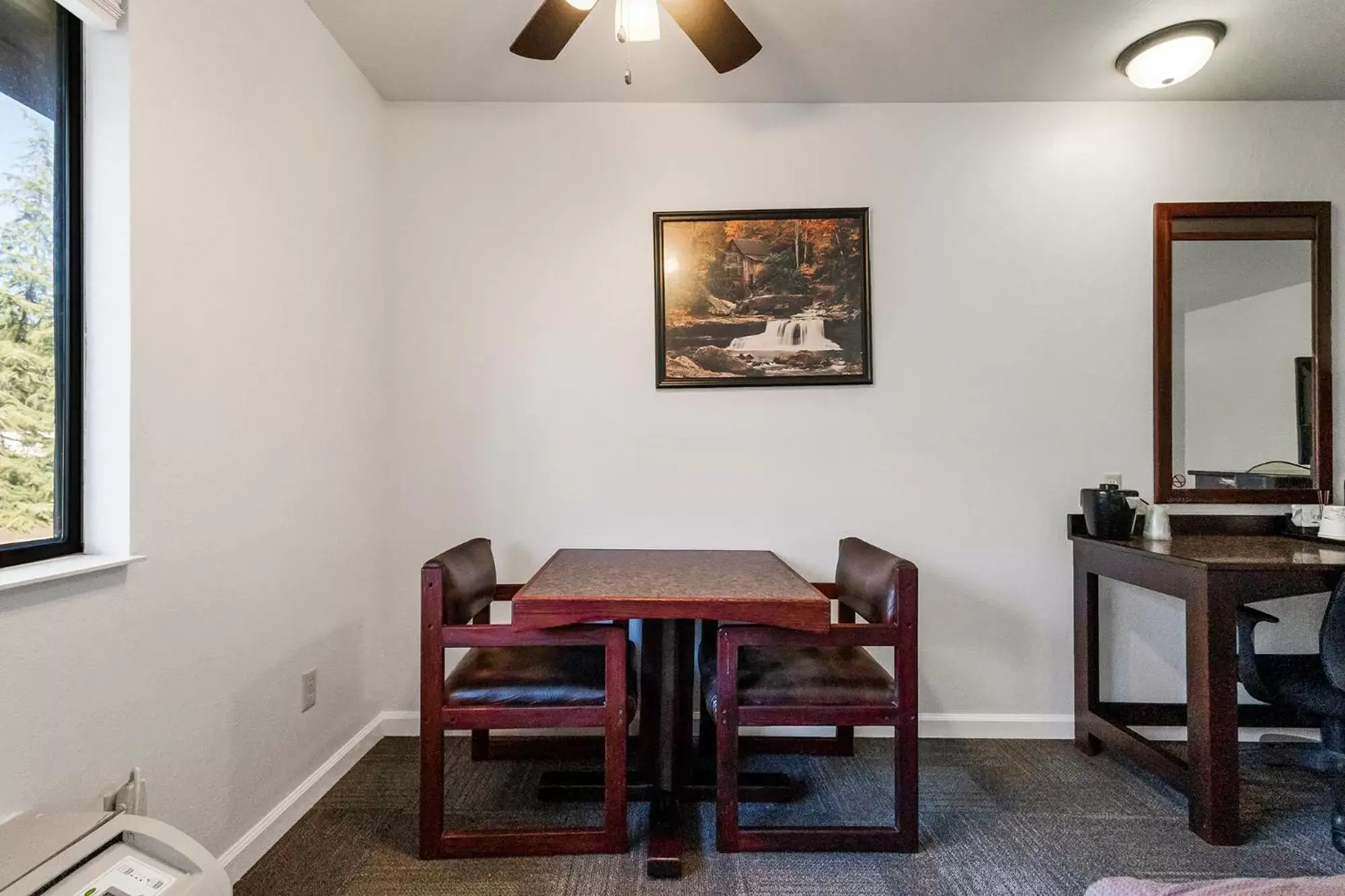 Seating area, Dining Area in Sonora Aladdin Motor Inn