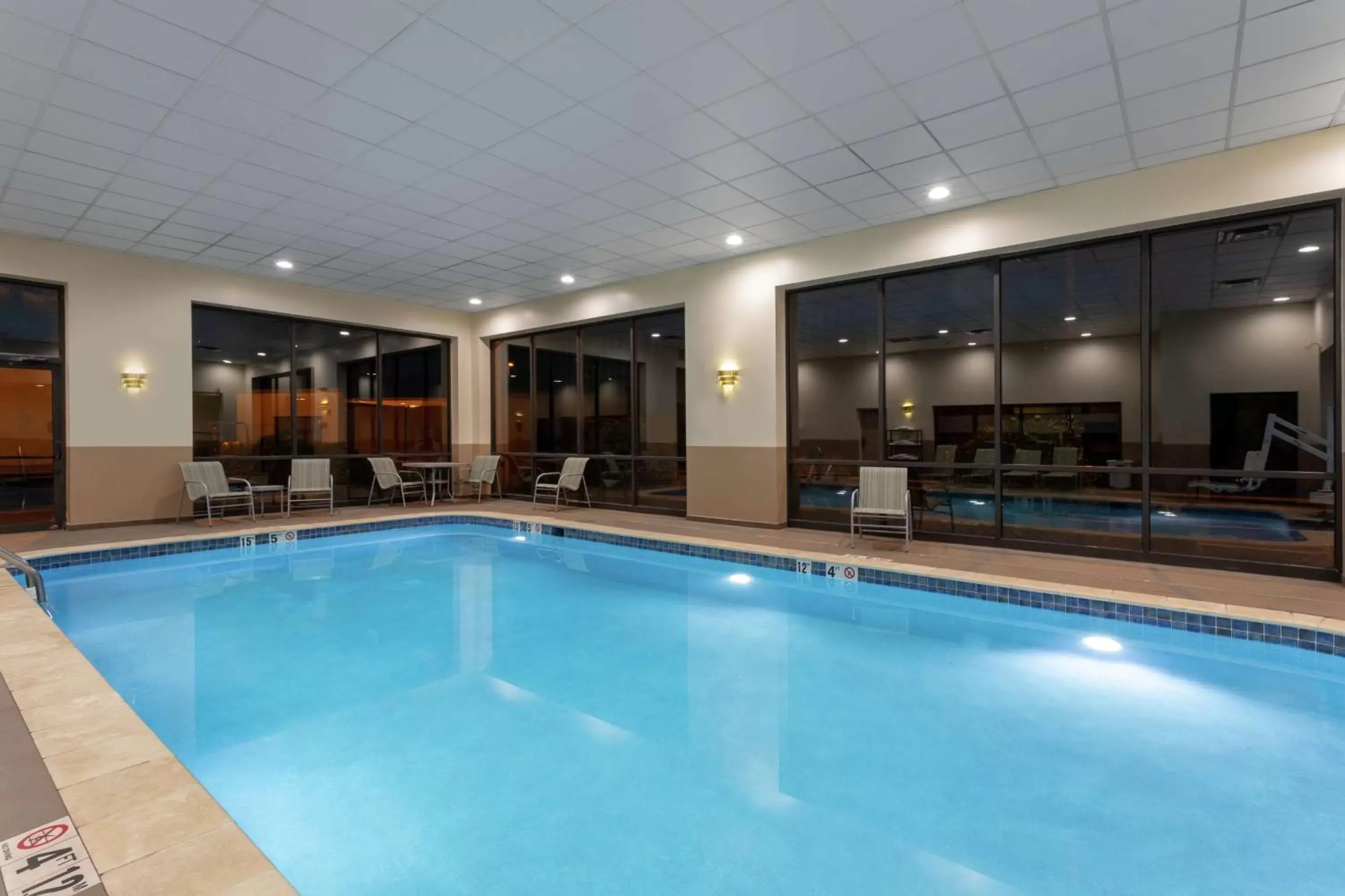 Pool view, Swimming Pool in Hampton Inn Bedford