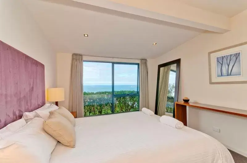 Bed in Beacon Point Ocean View Villas