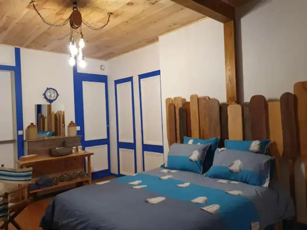 Standard Queen Room in B & B Les Secrets des Loges Standard Queen Room in B & B Les Secrets des Loges