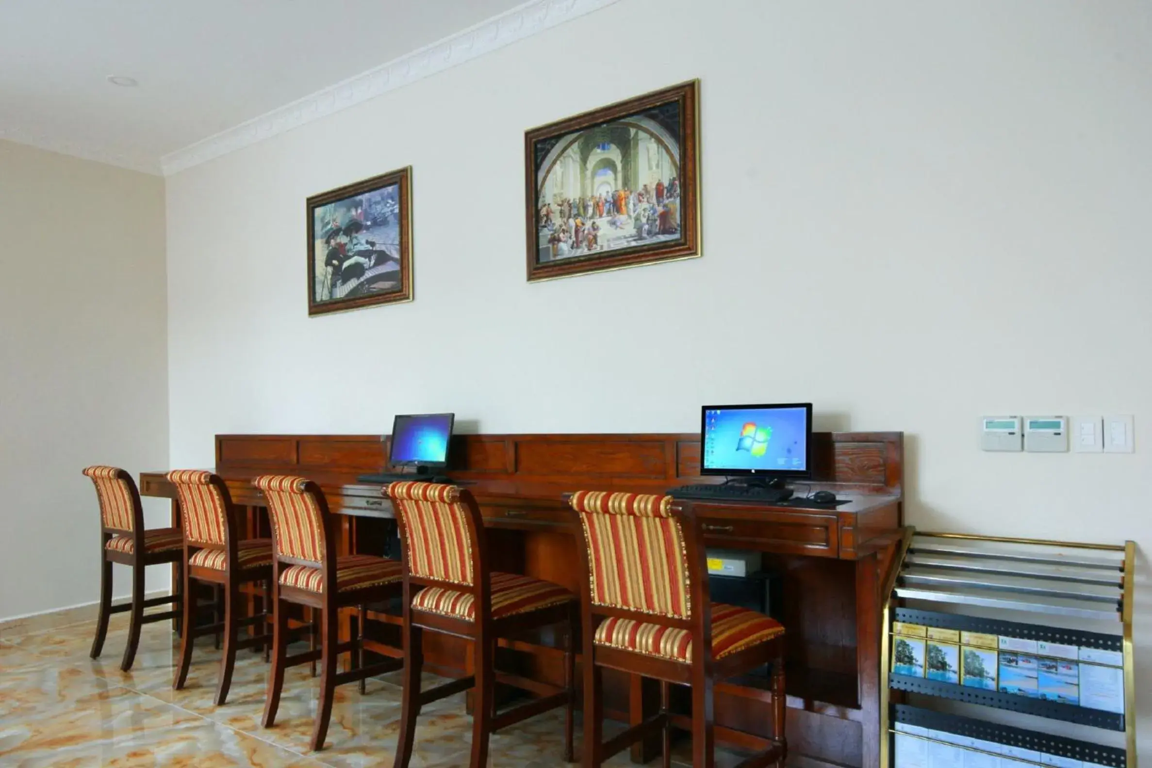 Business facilities in Nha Trang Palace Hotel