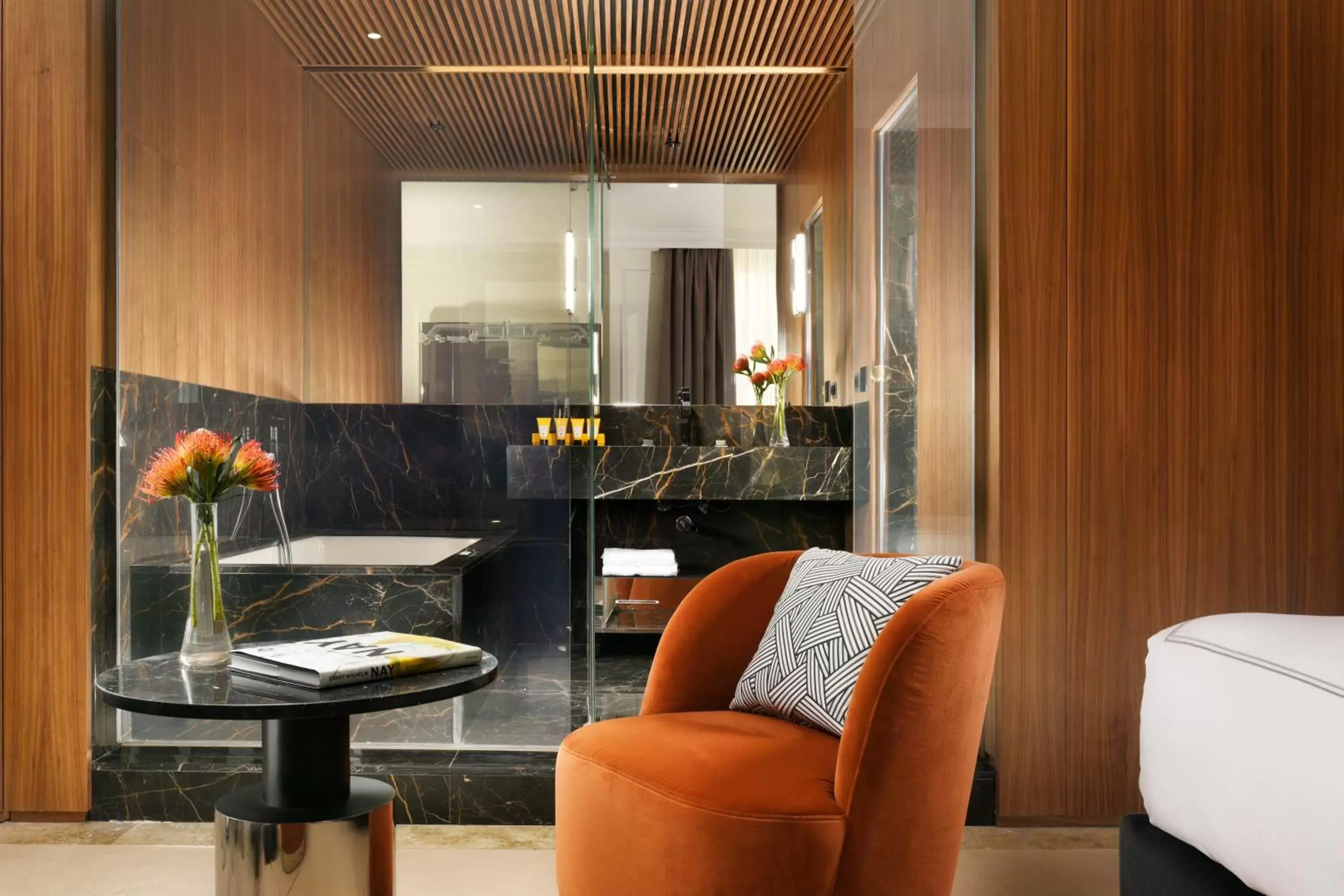Bathroom, Seating Area in The First Dolce - Preferred Hotels & Resorts