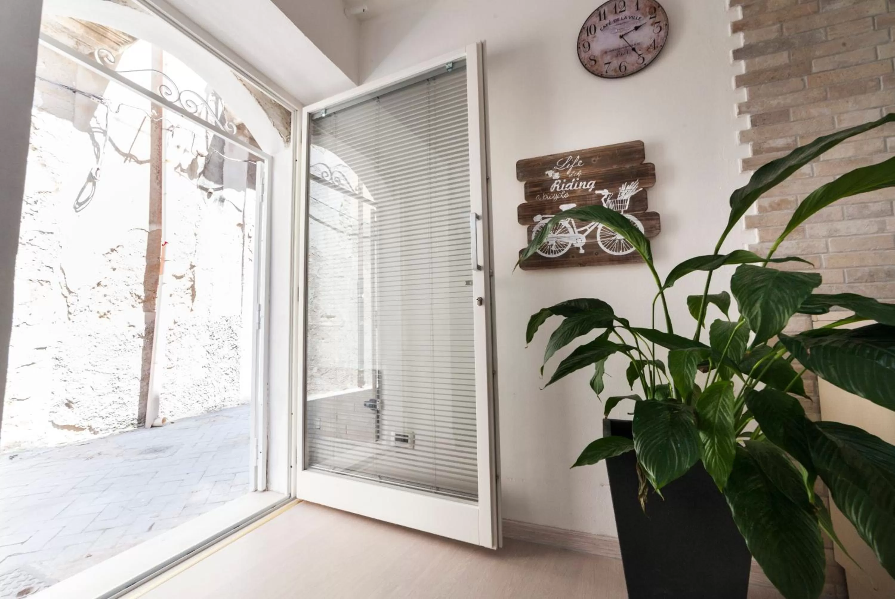 Facade/entrance in Ortigia Terrace Sea View