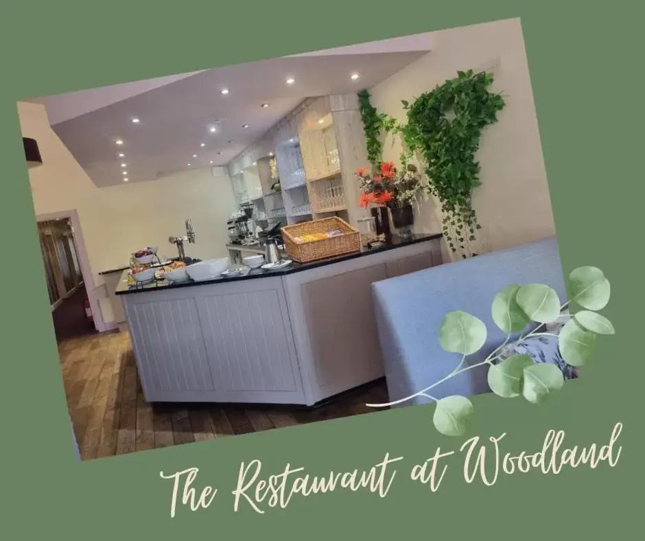 Restaurant/places to eat in Woodland Bay Hotel