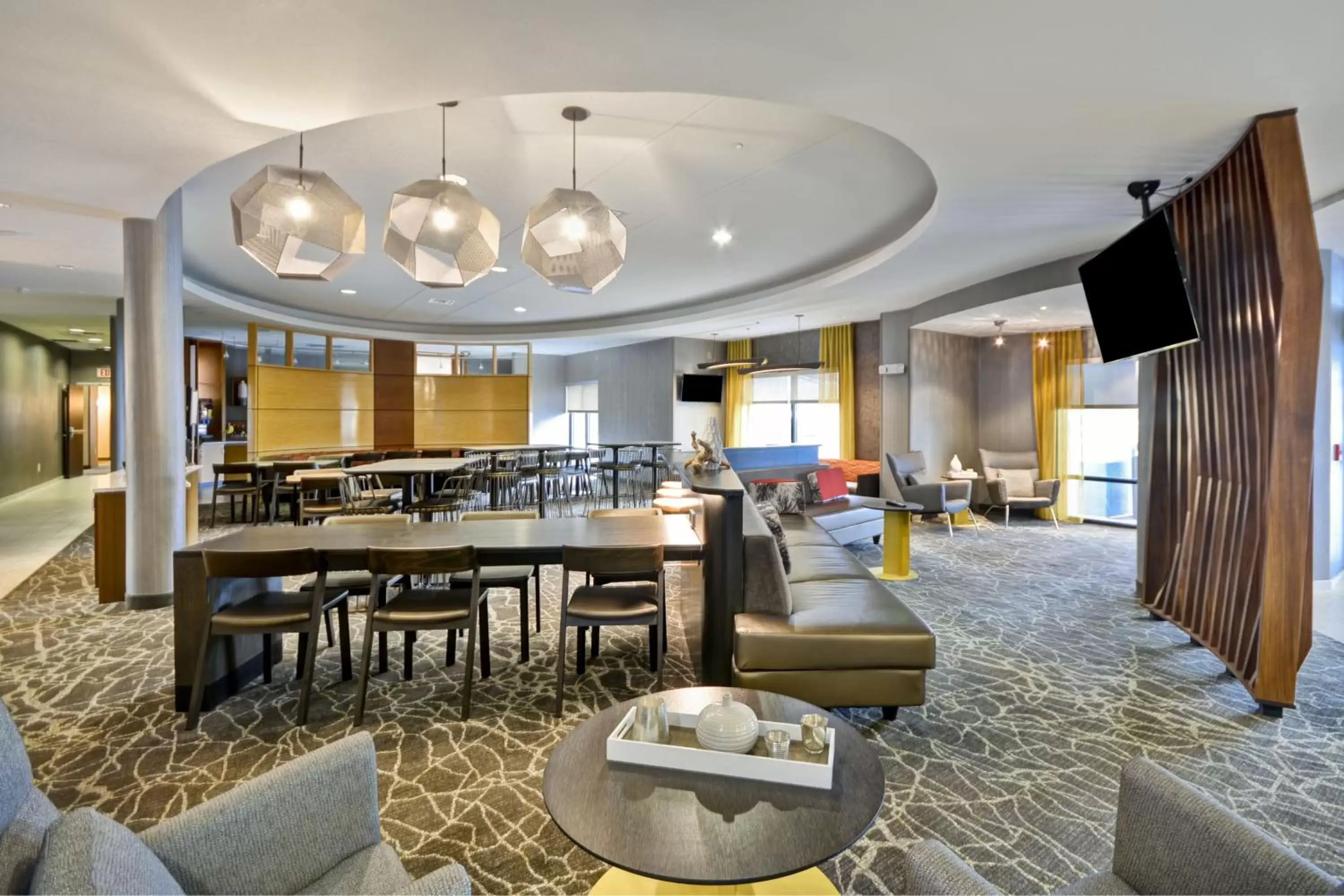Lobby or reception, Restaurant/Places to Eat in SpringHill Suites Lexington Near the University of Kentucky