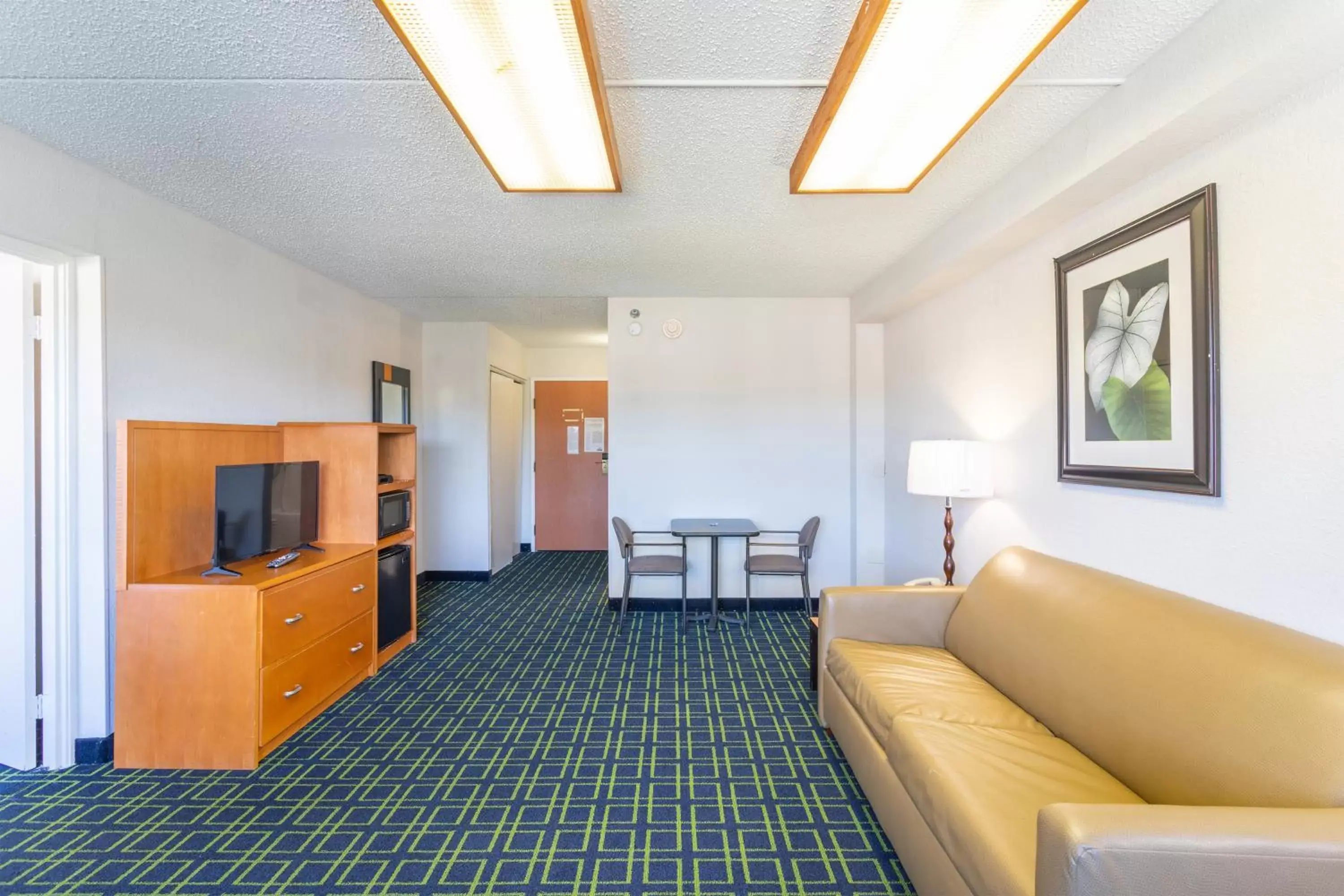 Seating Area in Days Inn by Wyndham Absecon Atlantic City Area