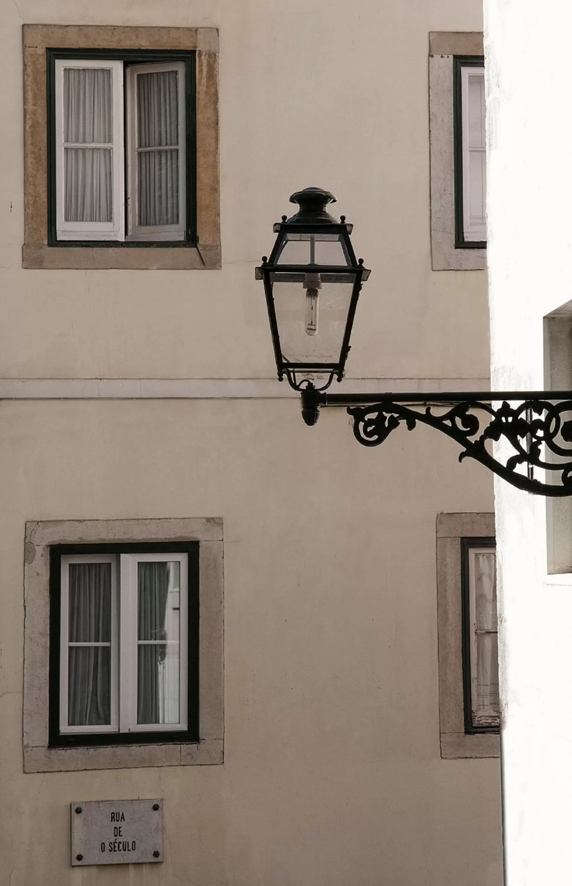 Facade/entrance in Inn Bairro Alto BA Sweet Facade/entrance in Inn Bairro Alto BA Sweet