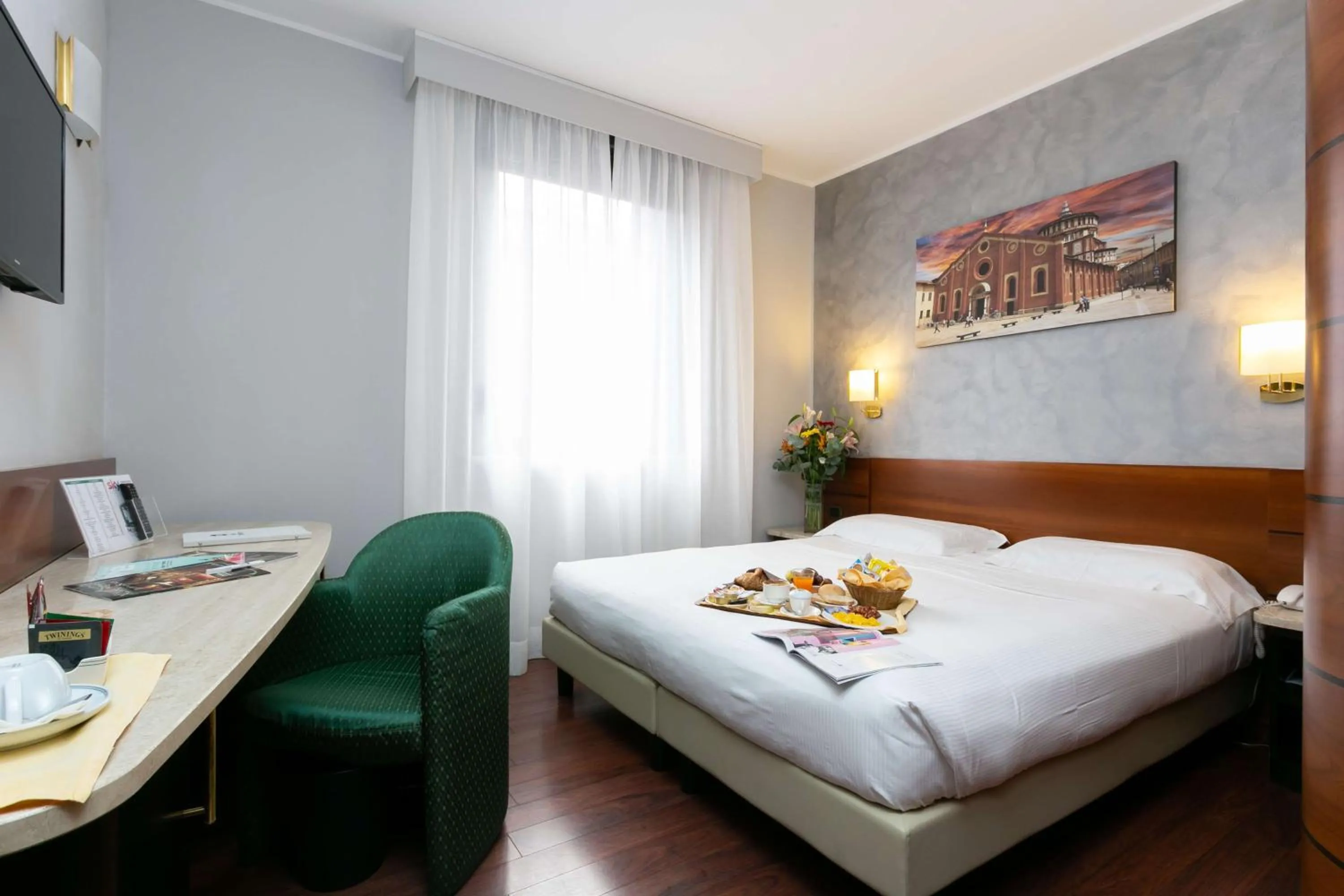 Bedroom, Bed in Hotel Mirage Sure Hotel Collection by Best Western