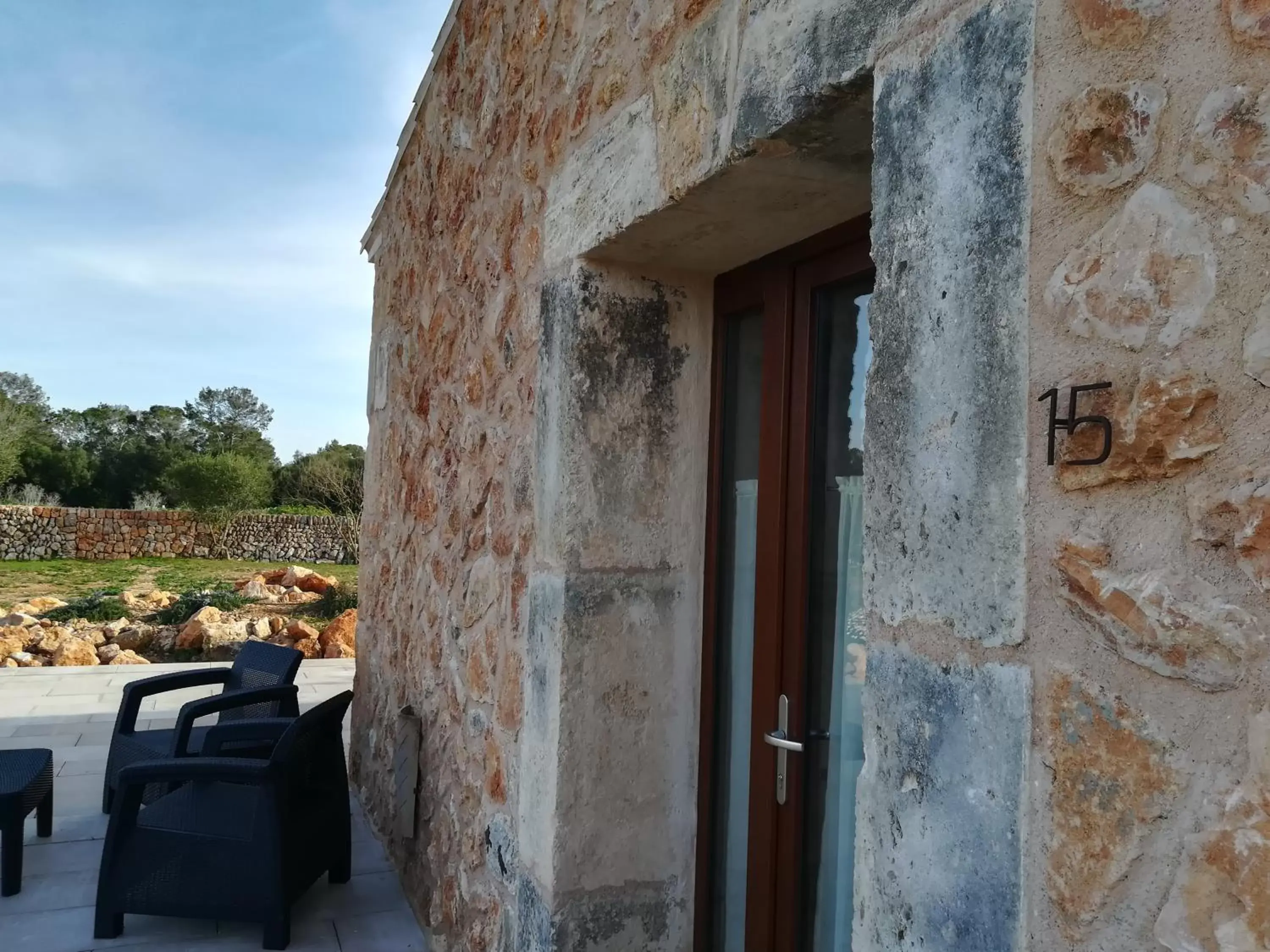 Balcony/Terrace in Bennoc Petit Hotel