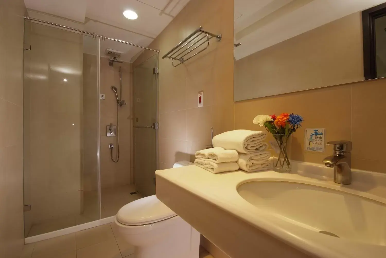 Bathroom in The Metro Hotel Taichung