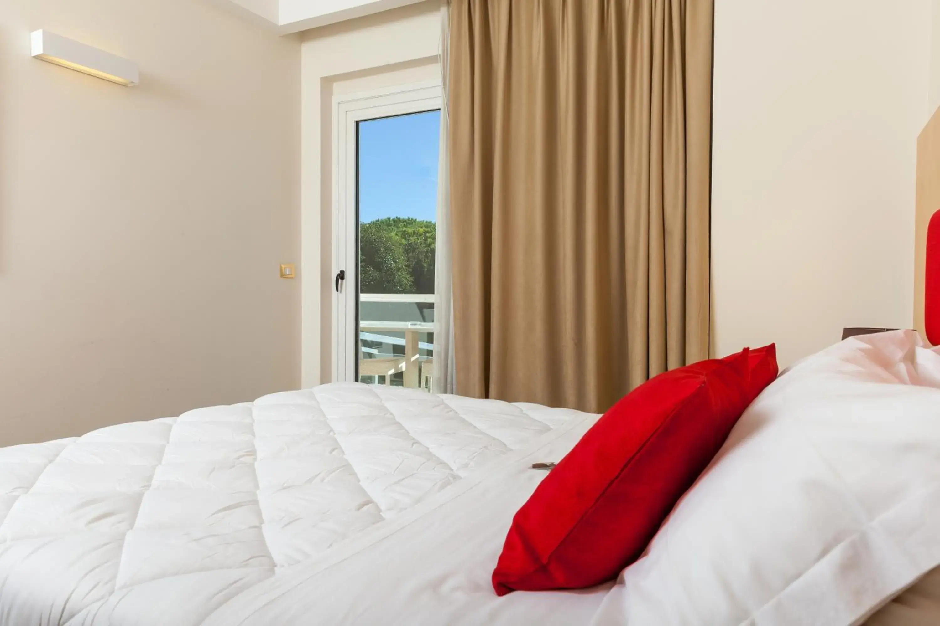 Photo of the whole room, Bed in Modica Palace Hotel