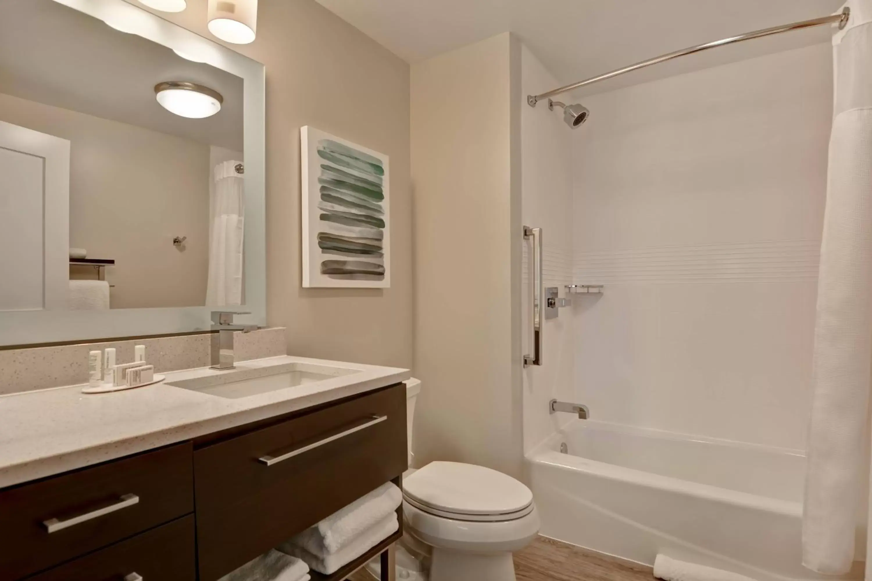 Bathroom in TownePlace Suites by Marriott Panama City Beach Pier Park