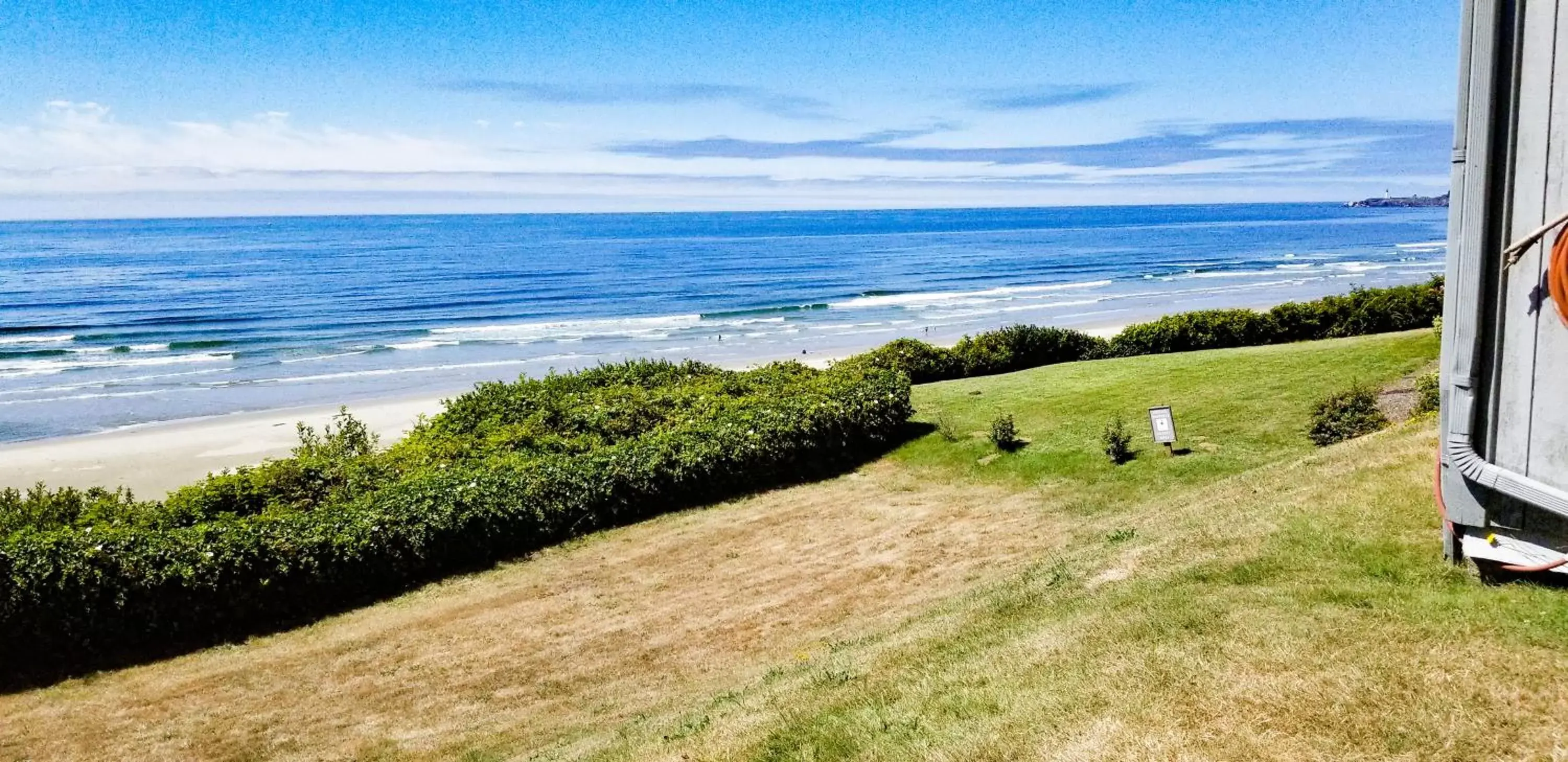 Sea view in Nye Beach Condos & Cottages