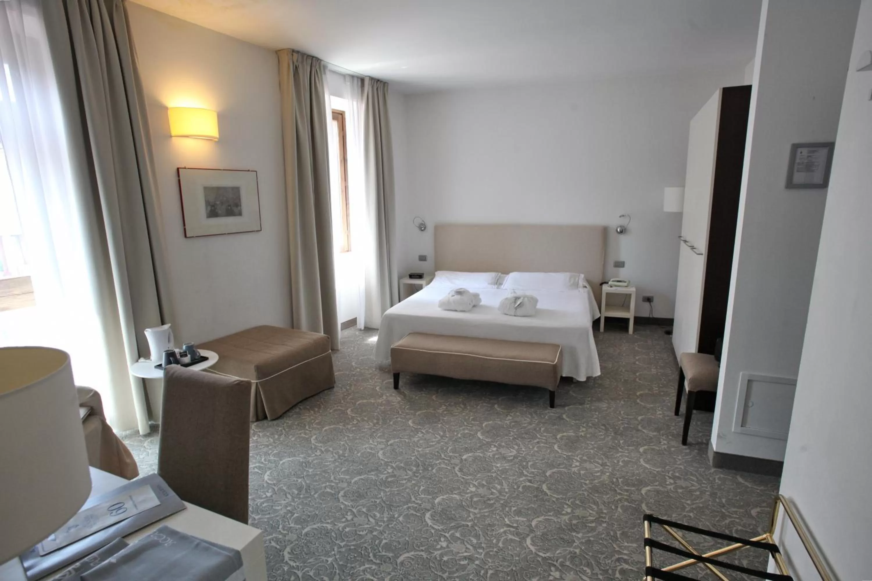 Photo of the whole room, Bed in Albergo Accademia