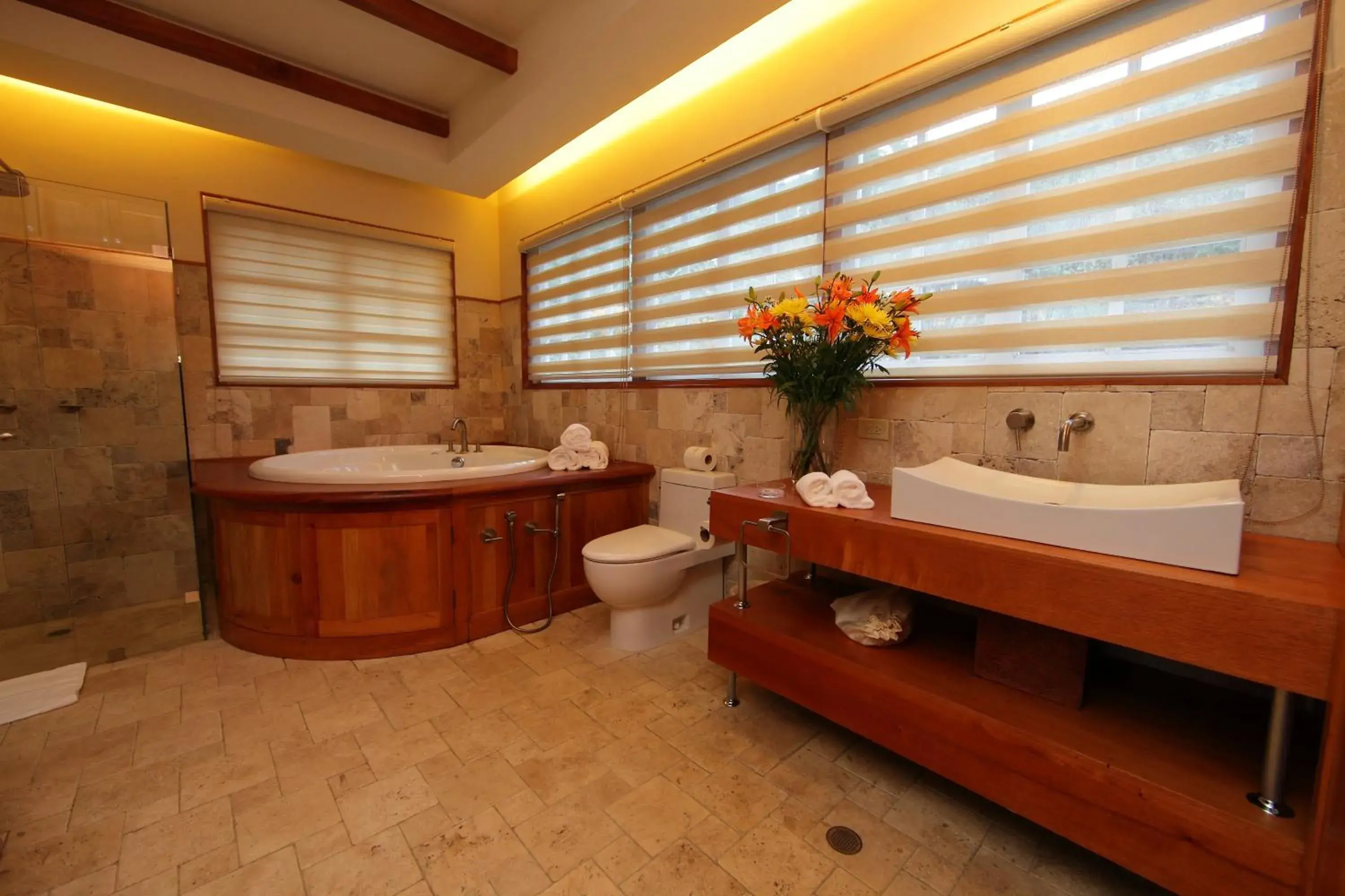 Bathroom in Hotel Finca Lerida Coffee Plantation and Boutique Hotel