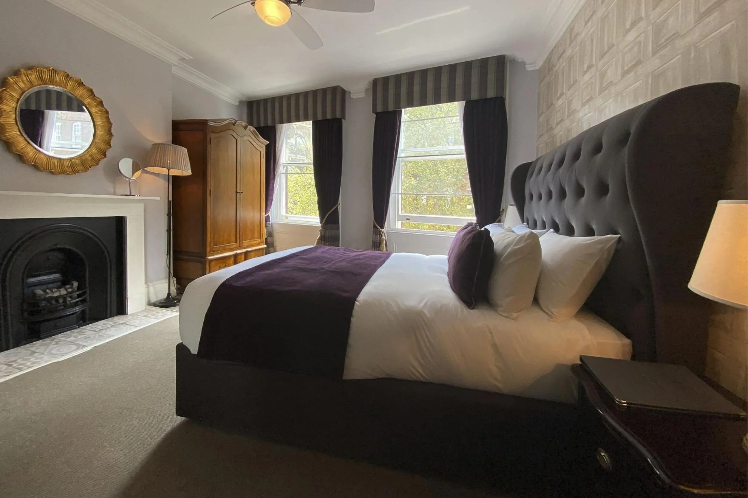 Photo of the whole room, Bed in The Clerk & Well Pub and Rooms