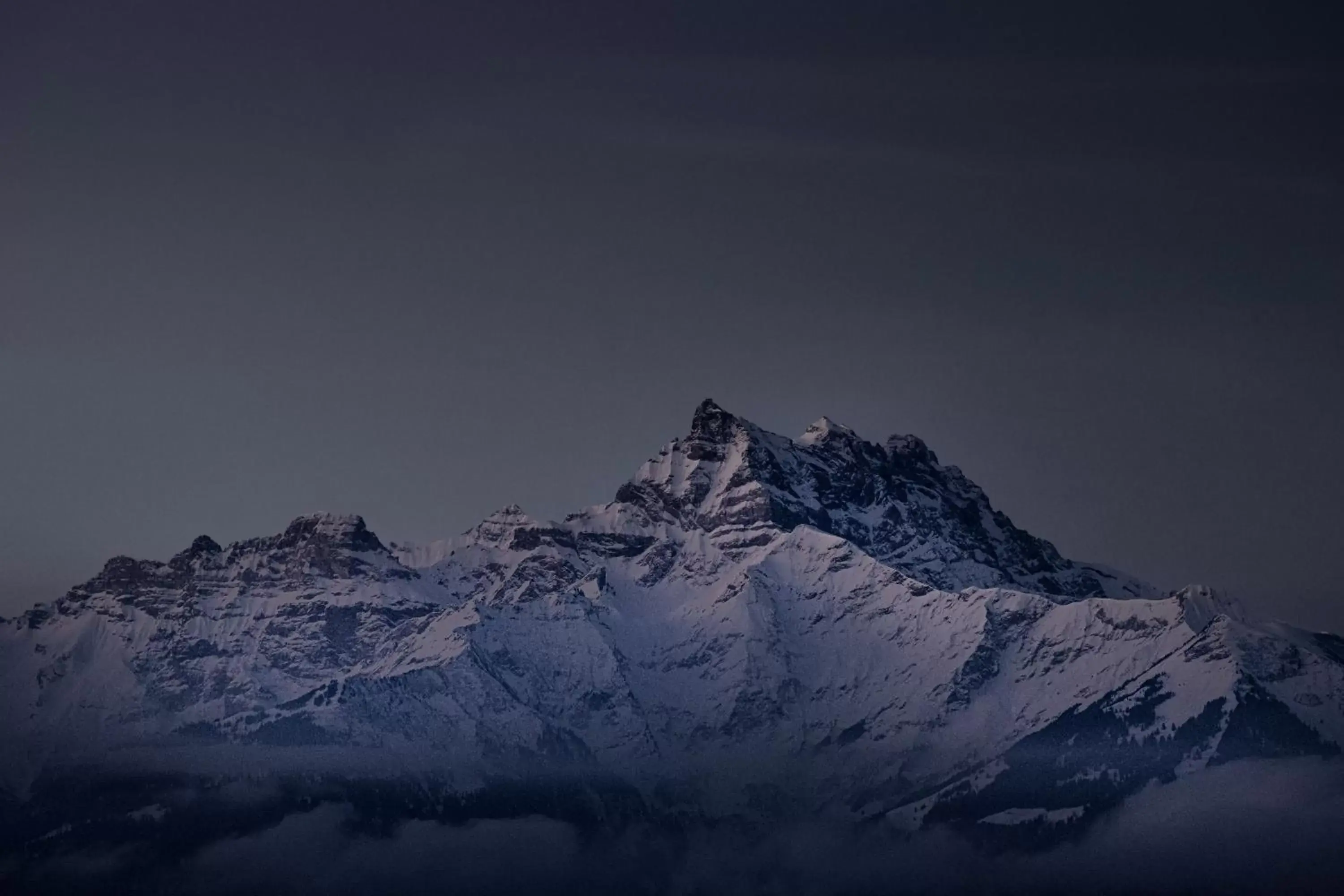 Mountain view, Winter in Villars Palace