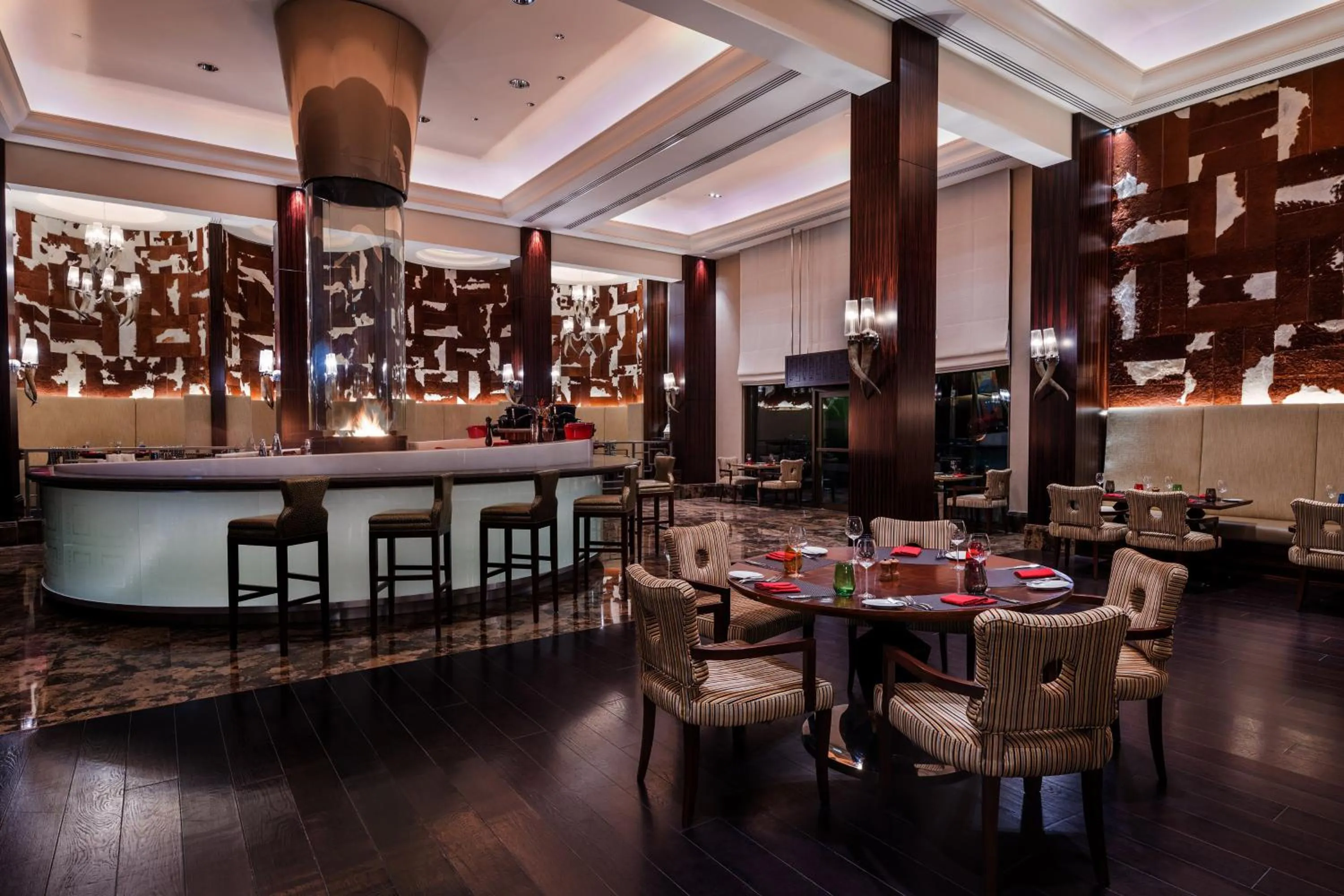 Restaurant/places to eat in Sheraton Oman Hotel