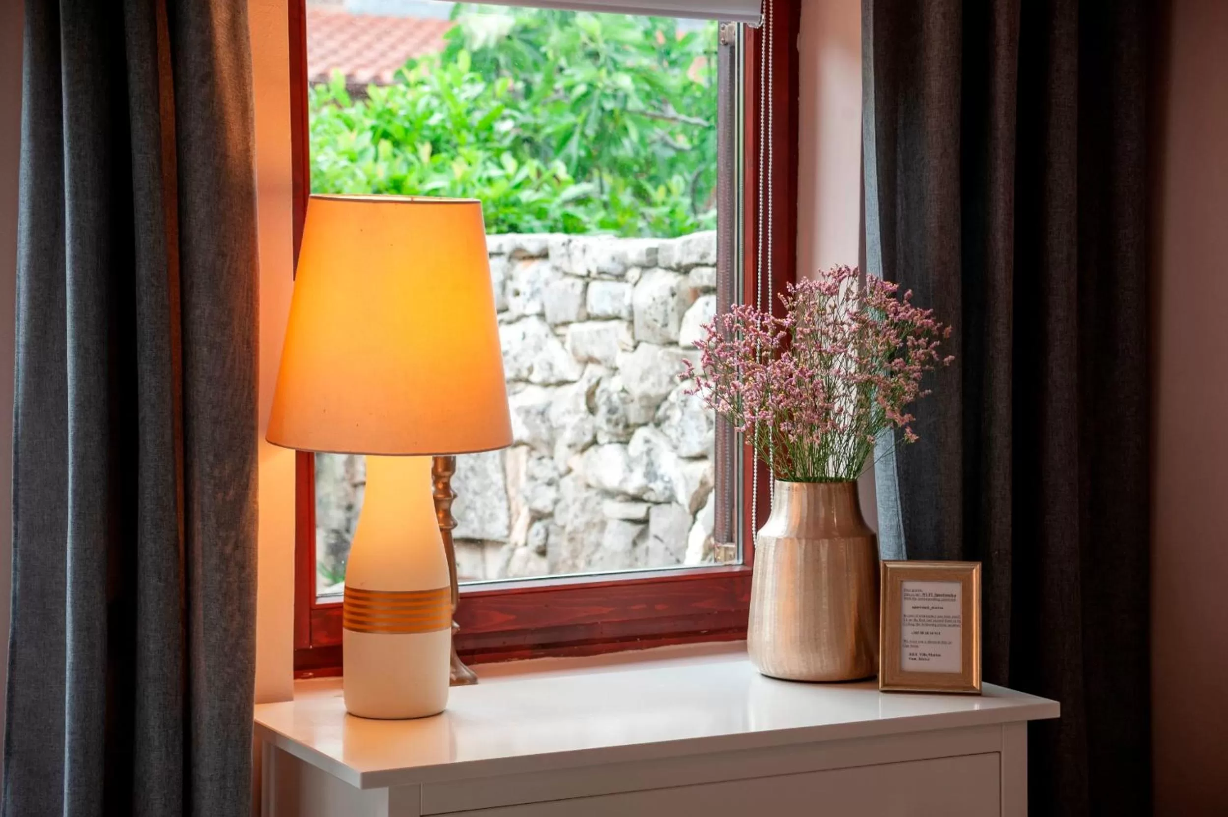 Decorative detail in Villa B&B Marina & Parking Free