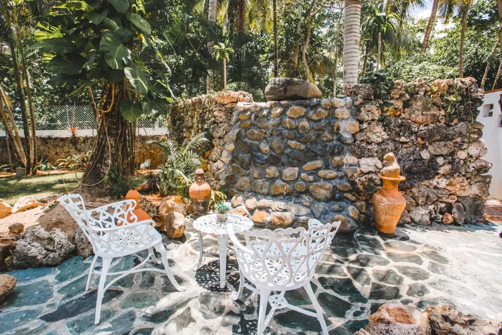 Patio in Hotel Casa Coson