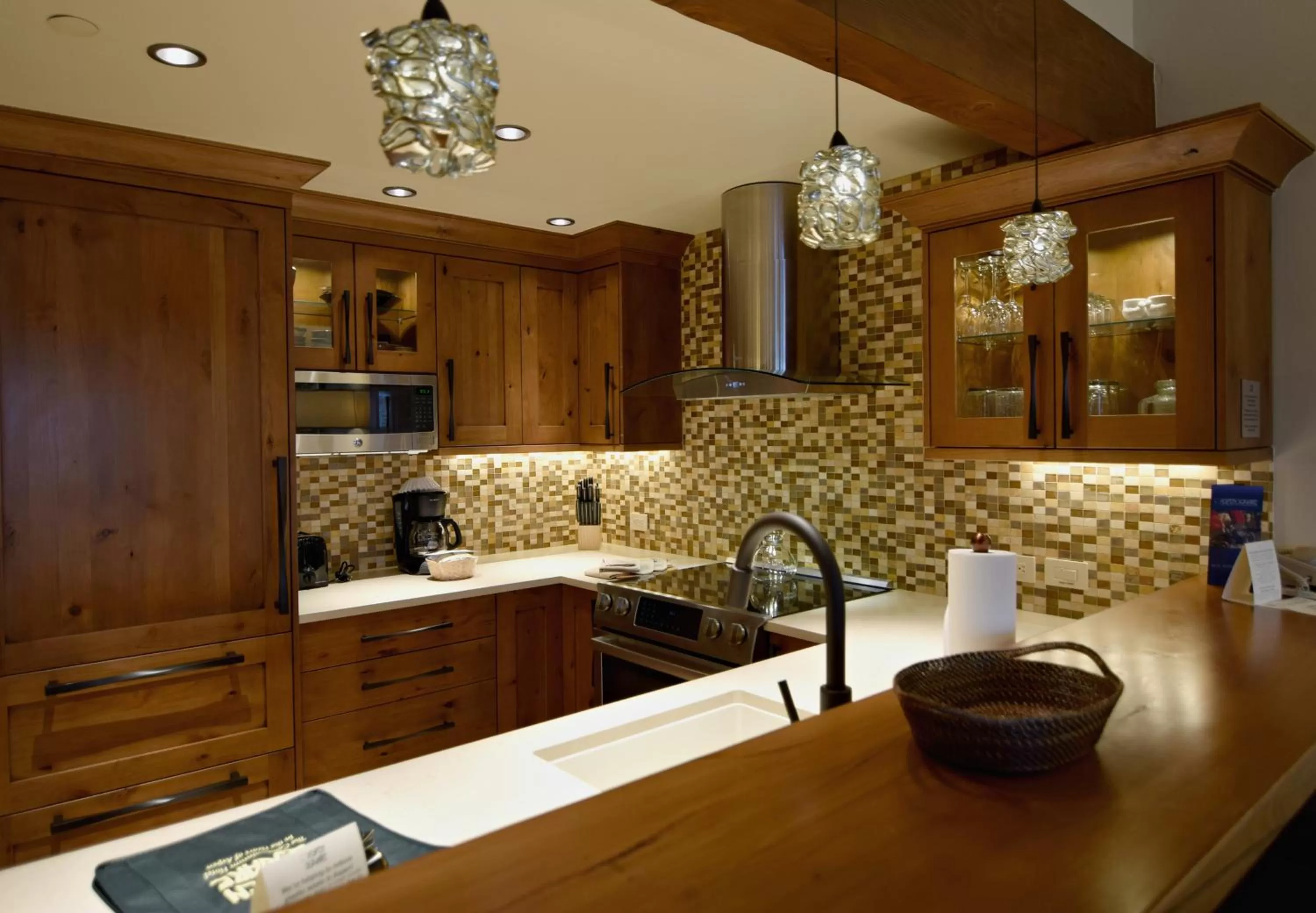 Coffee/tea facilities in Aspen Square Condominium Hotel