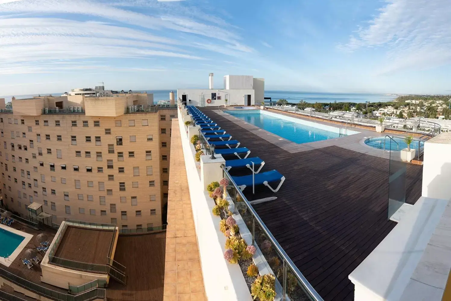 Area and facilities in Senator Marbella Spa Hotel
