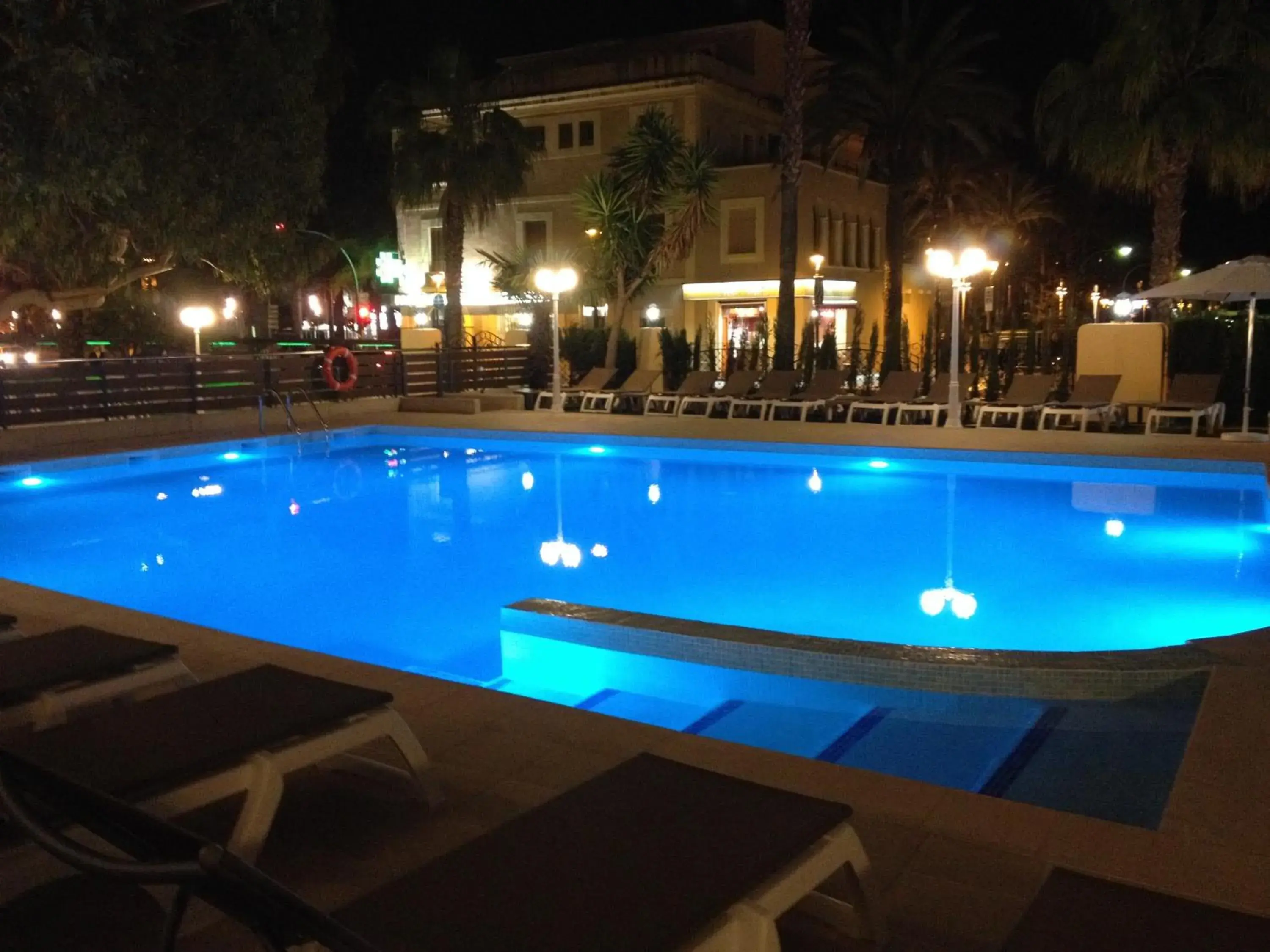 Night, Swimming Pool in Hotel Planas