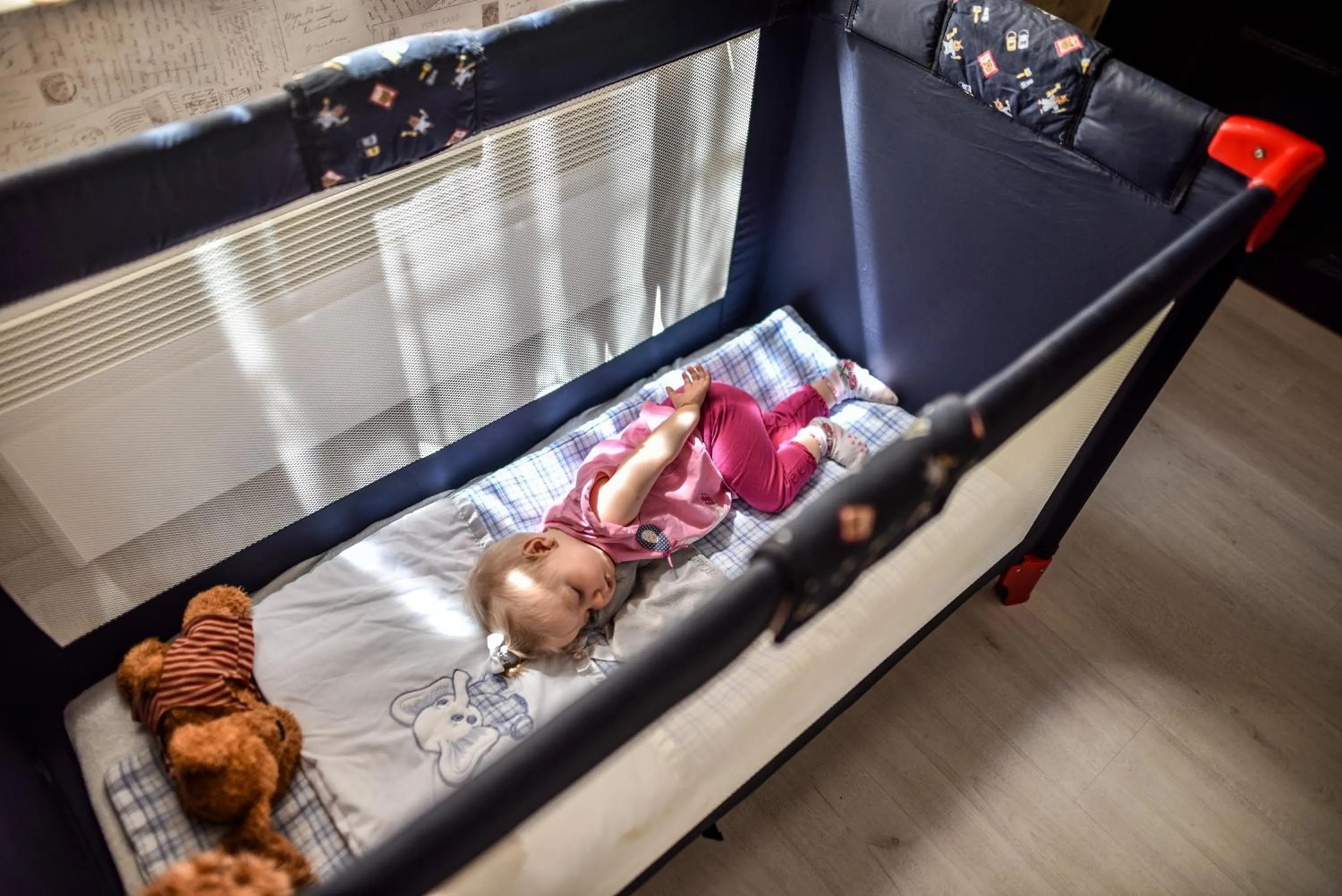 Bedroom in Corvin Point Rooms and Apartments