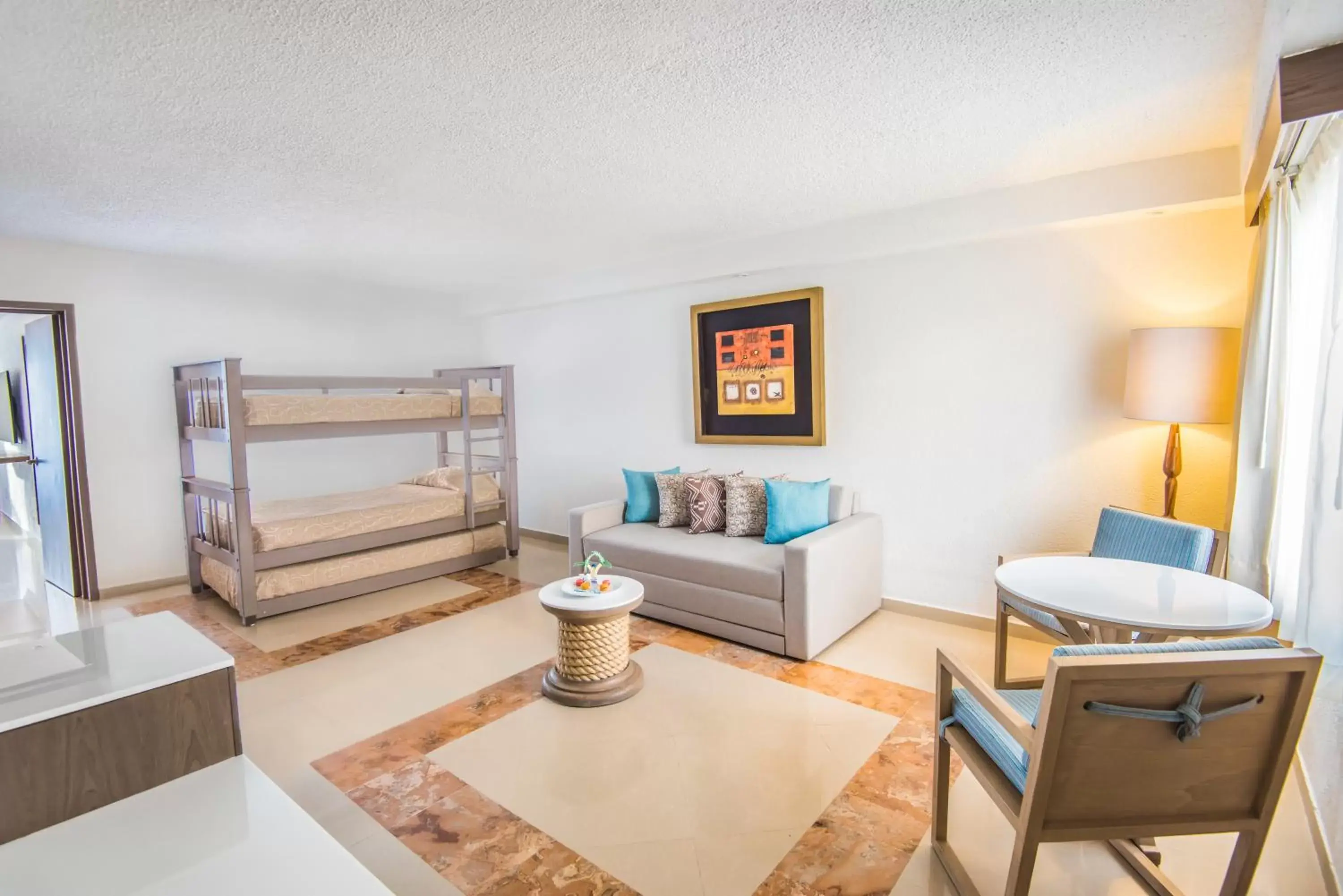 Living room in Wyndham Alltra Cancun All Inclusive Resort