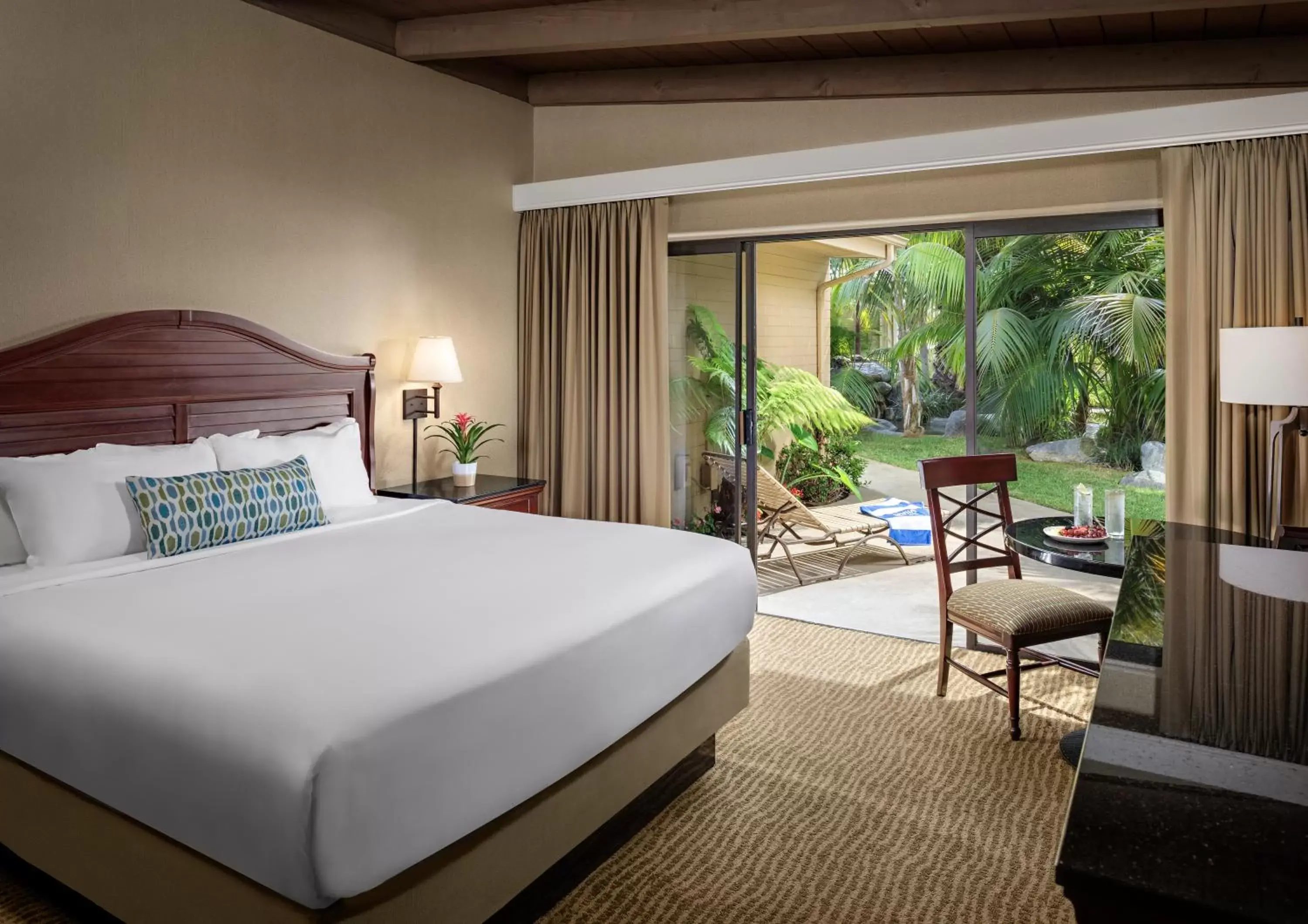 Bed in Bahia Resort Hotel