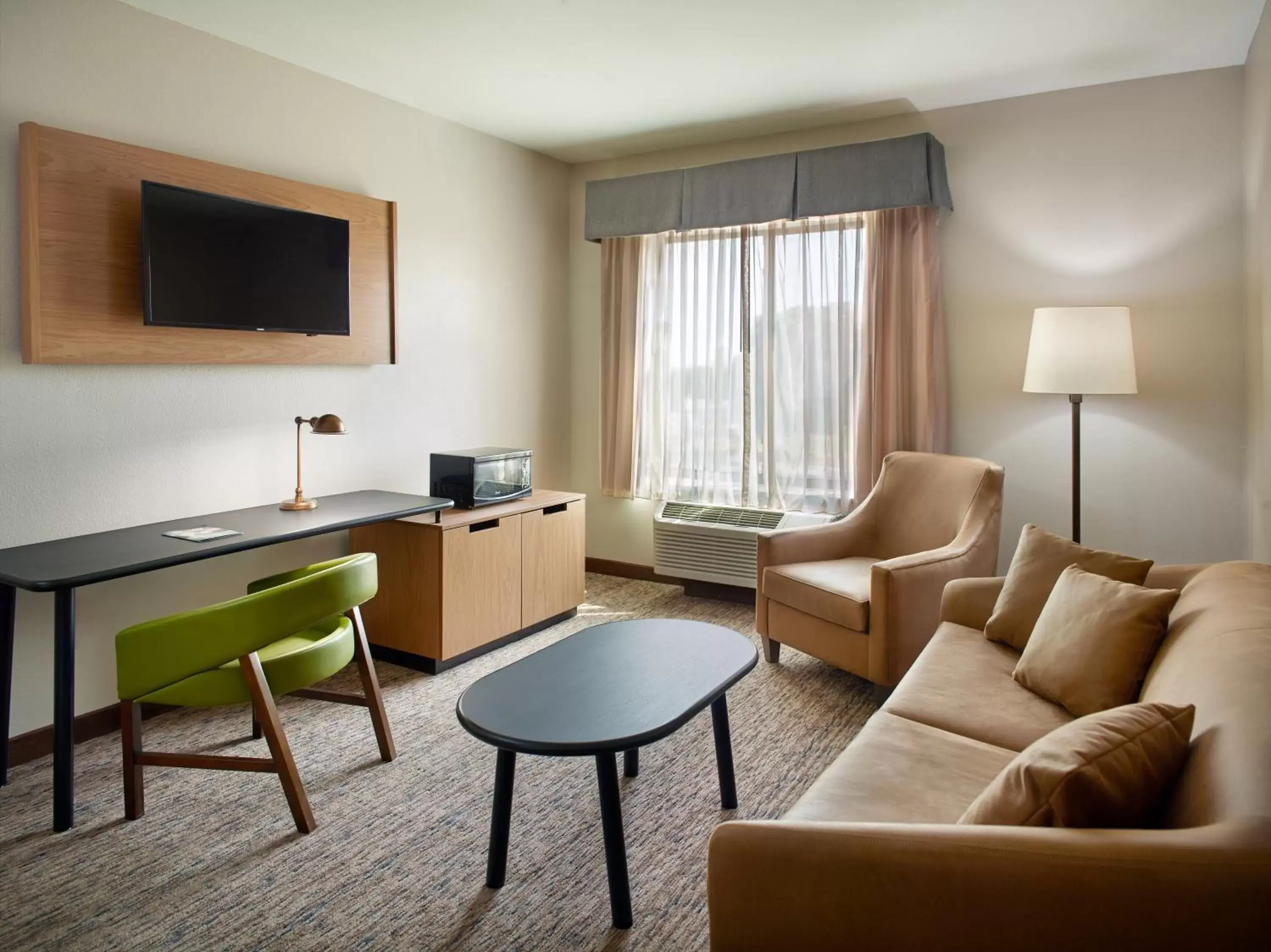 Seating Area in Fairfield Inn & Suites by Marriott Asheville Airport/Fletcher