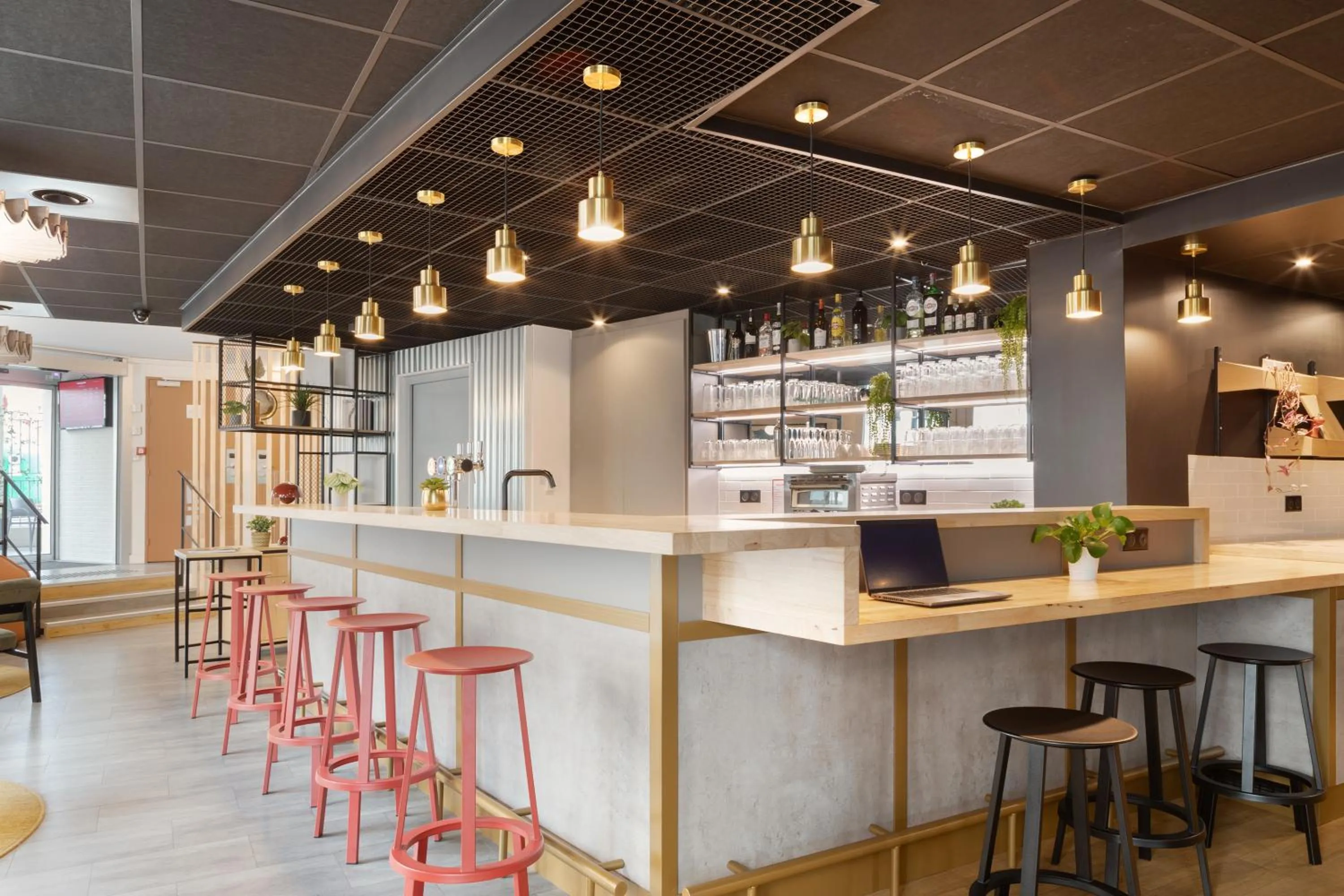 Lounge or bar in ibis Paris Nation Davout