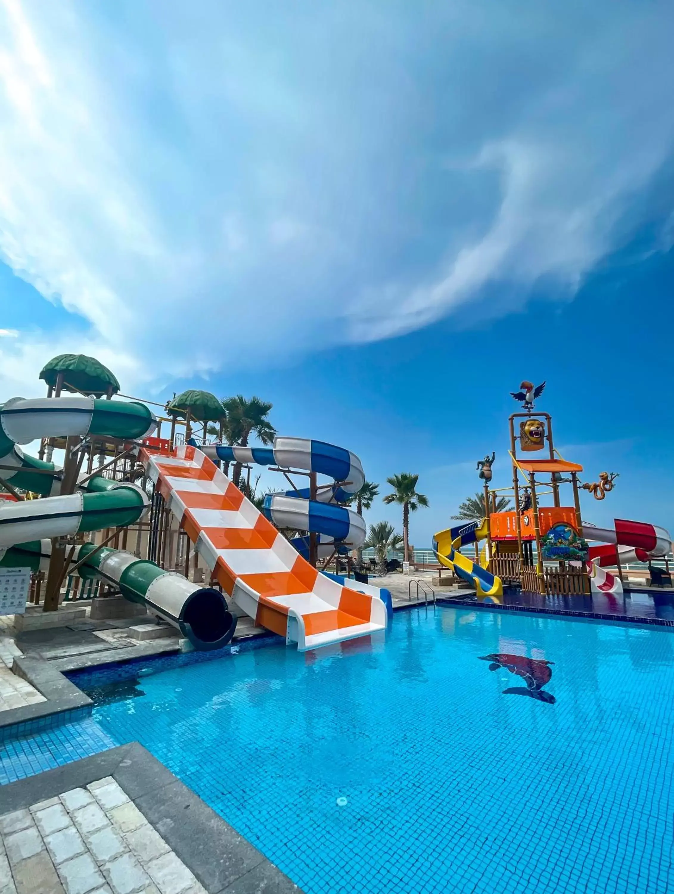 Aqua park, Swimming Pool in Radisson Blu Hotel Sohar