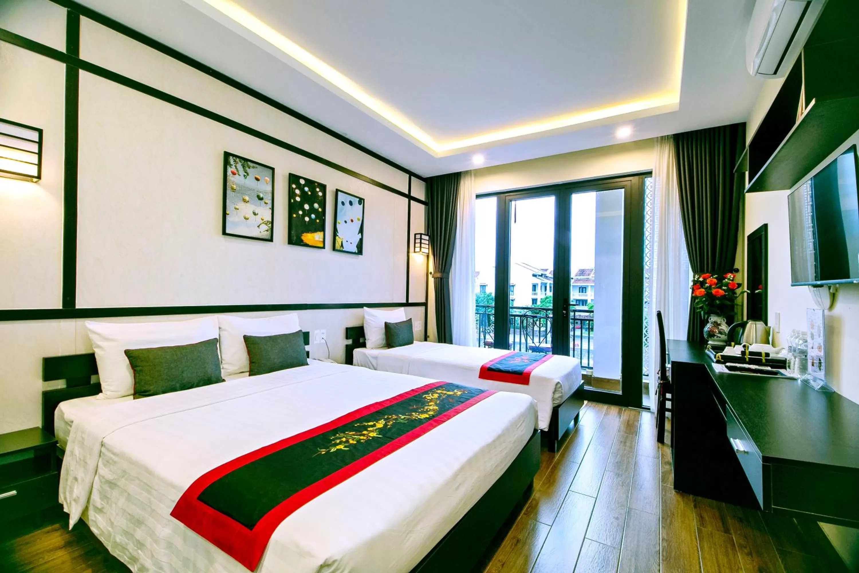 Bed in Hoi An Riverland Villa - Hoi An Center