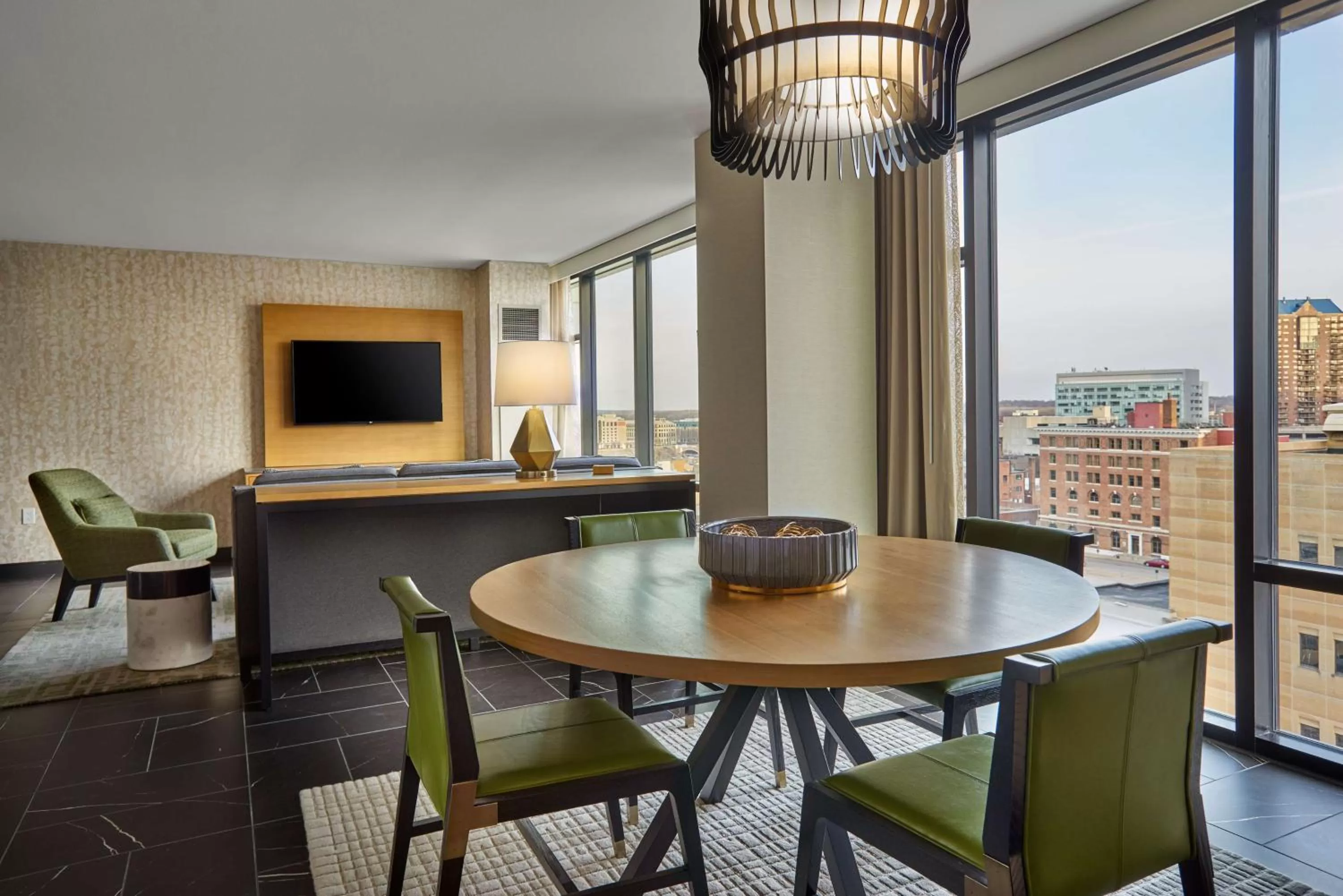 Bedroom in Hilton Des Moines Downtown