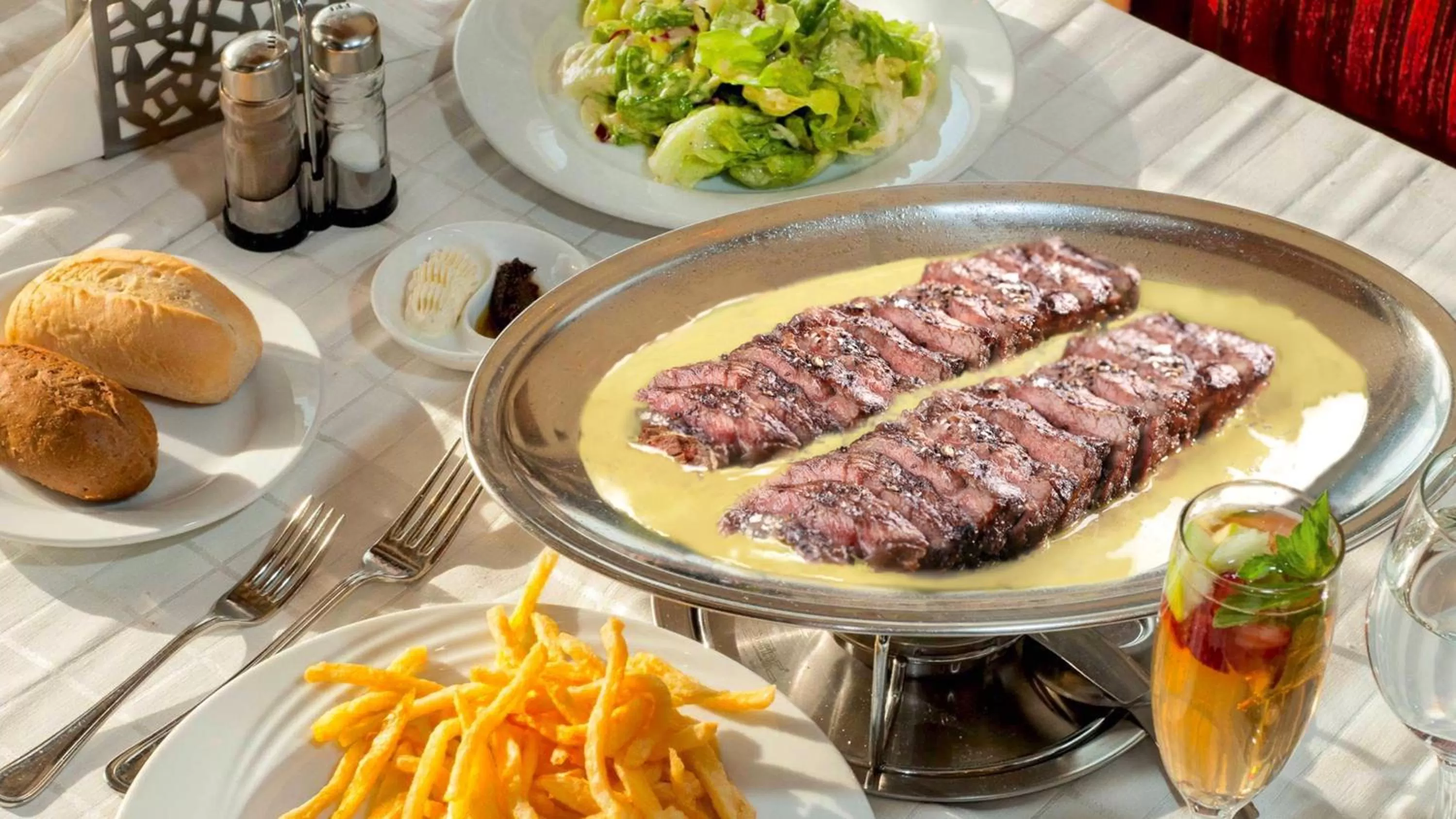 Restaurant/places to eat in InterContinental Bahrain by IHG