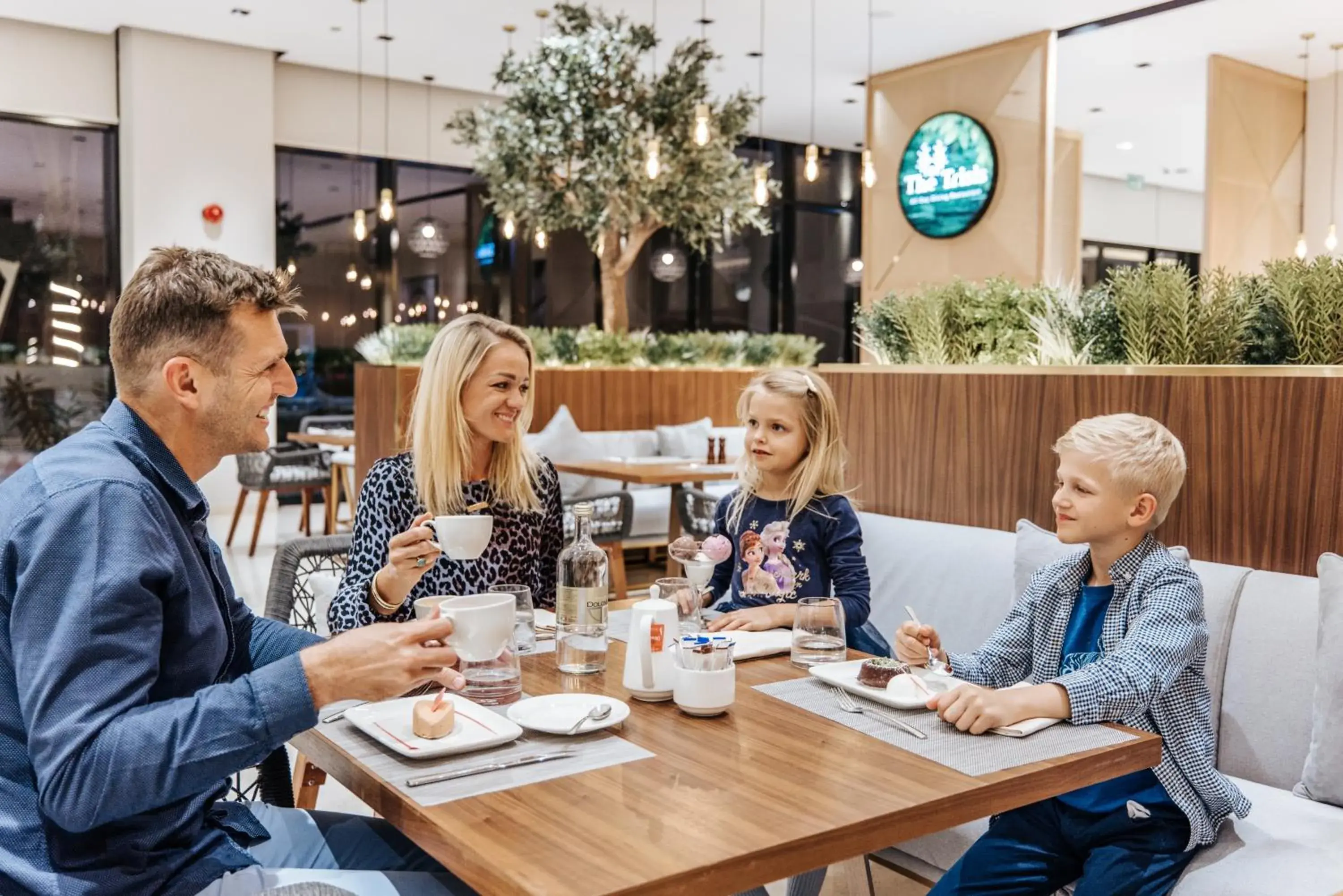 Restaurant/places to eat in Maani Muscat Hotel & Suites Restaurant/places to eat in Maani Muscat Hotel & Suites