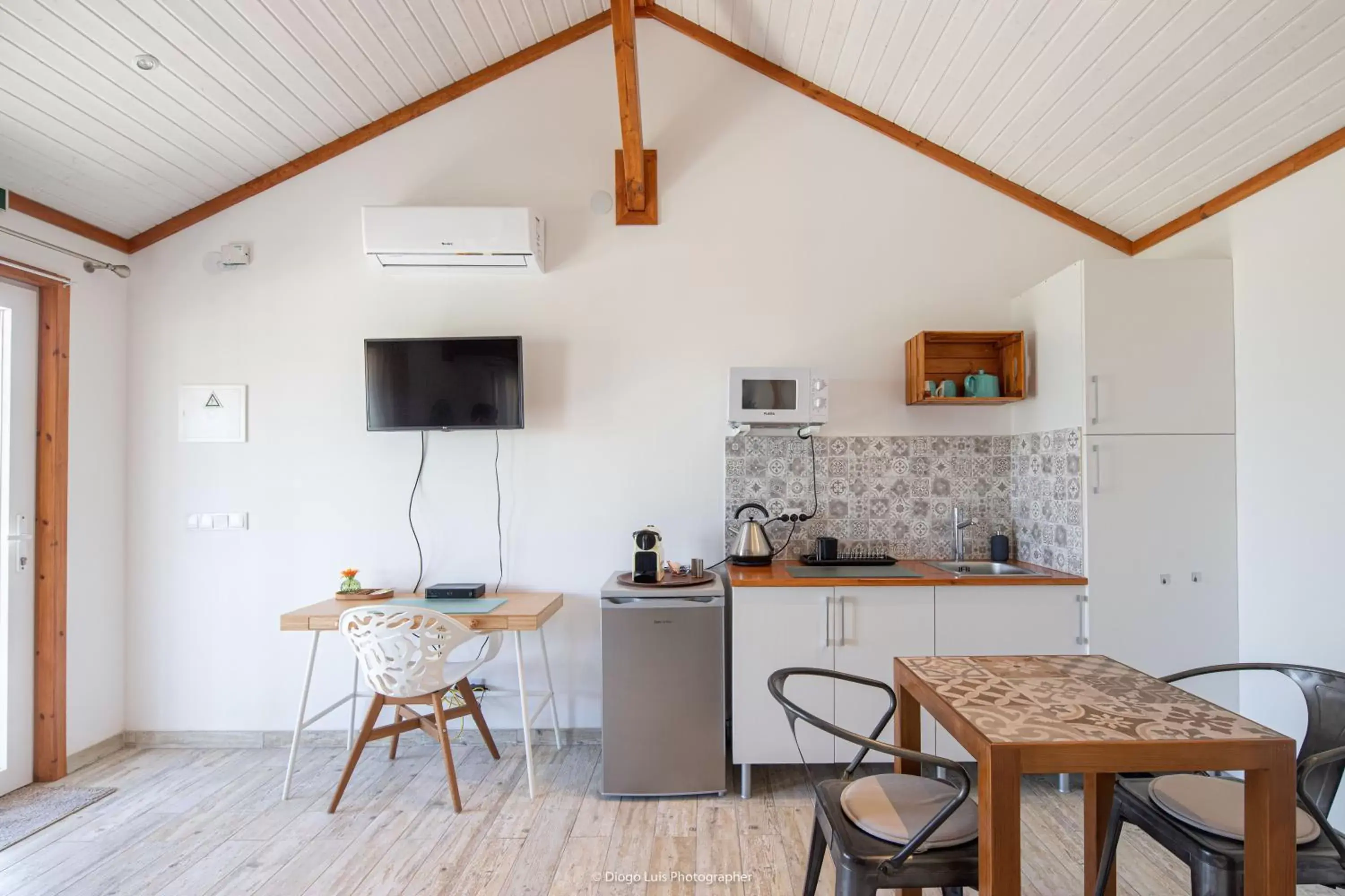 TV and multimedia, Dining Area in The Olive Hill Guesthouse