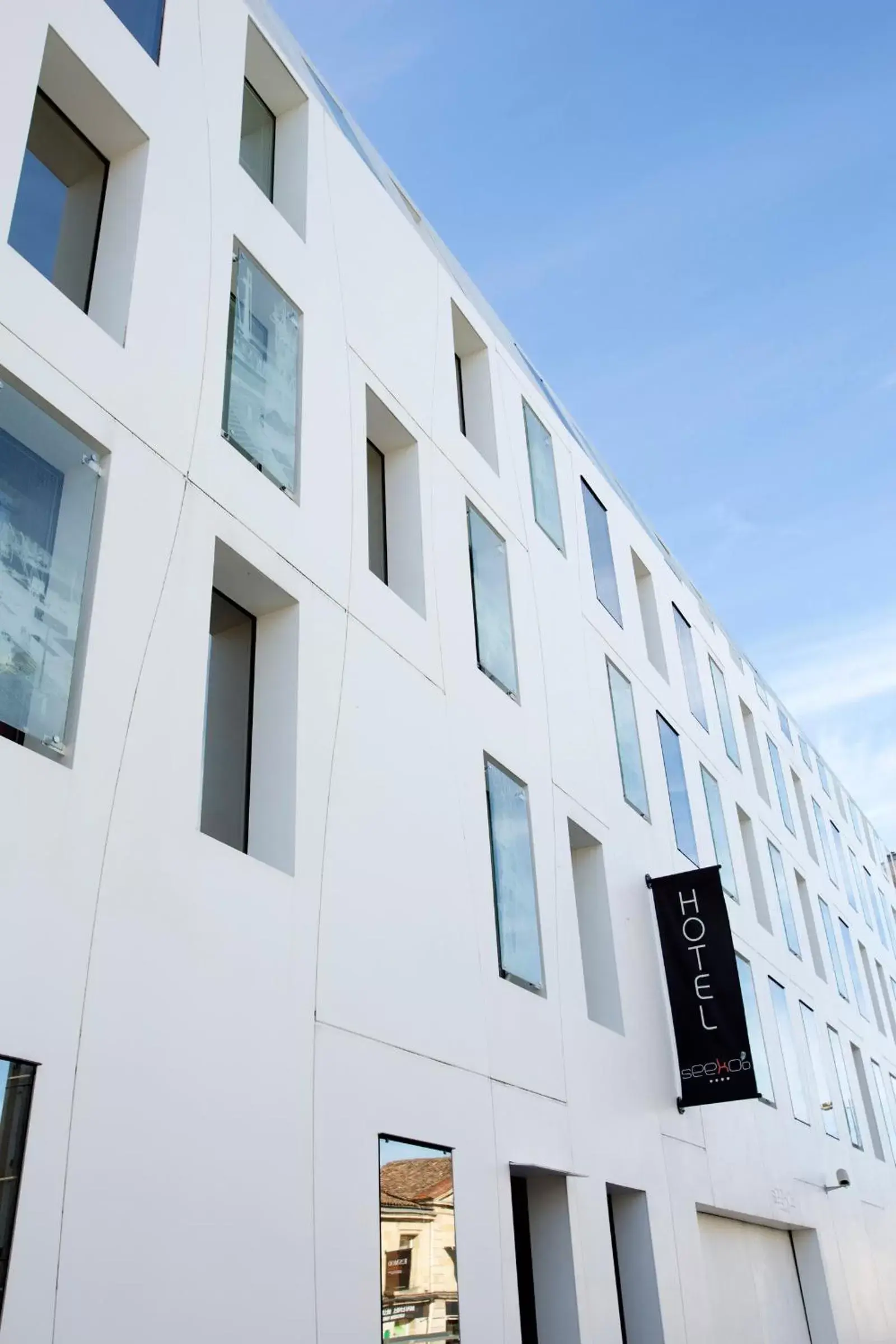 Facade/entrance in Seeko'o Hotel Bordeaux Facade/entrance in Seeko'o Hotel Bordeaux