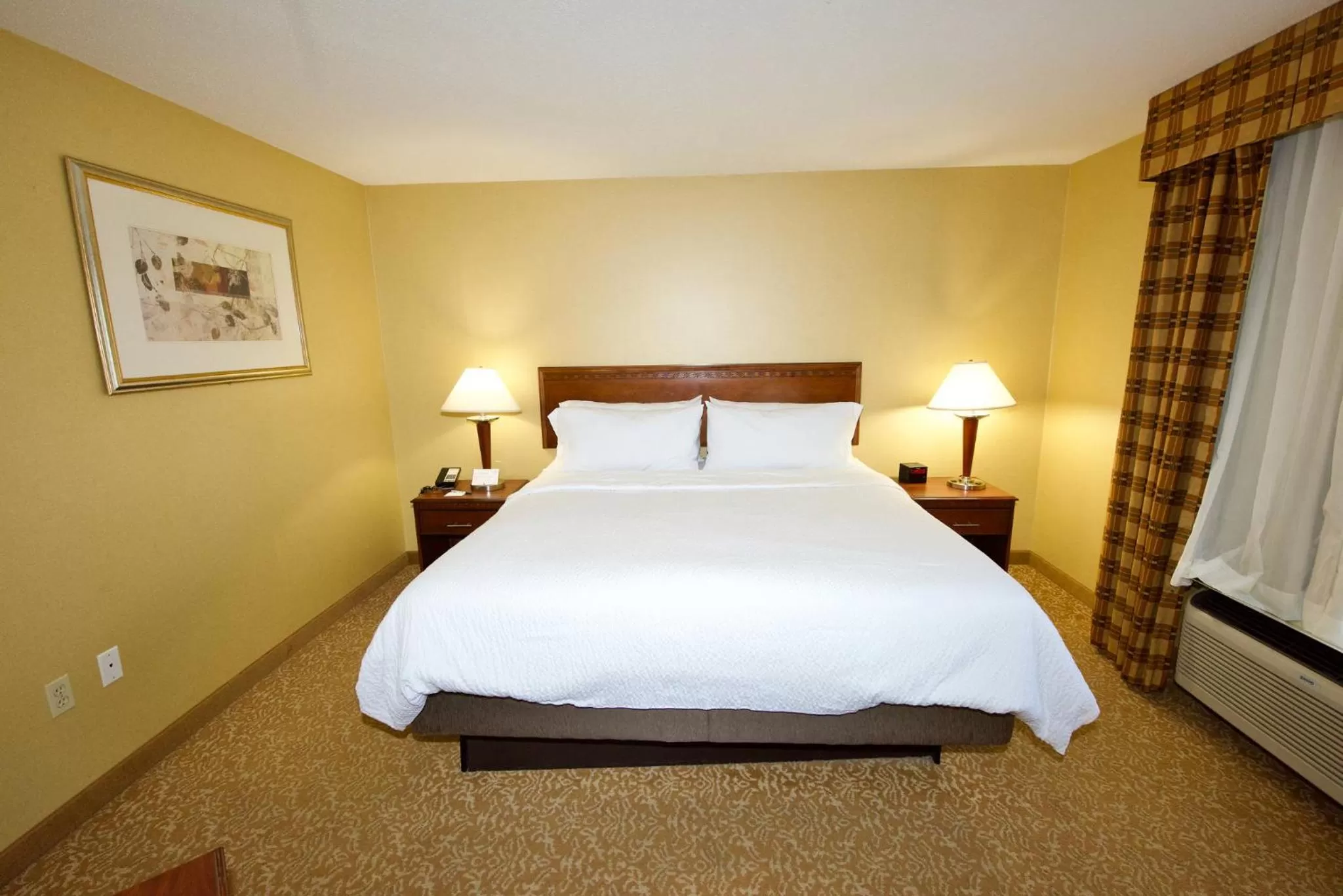 Photo of the whole room, Bed in Holiday Inn Express Hotel & Suites Fenton/I-44 by IHG