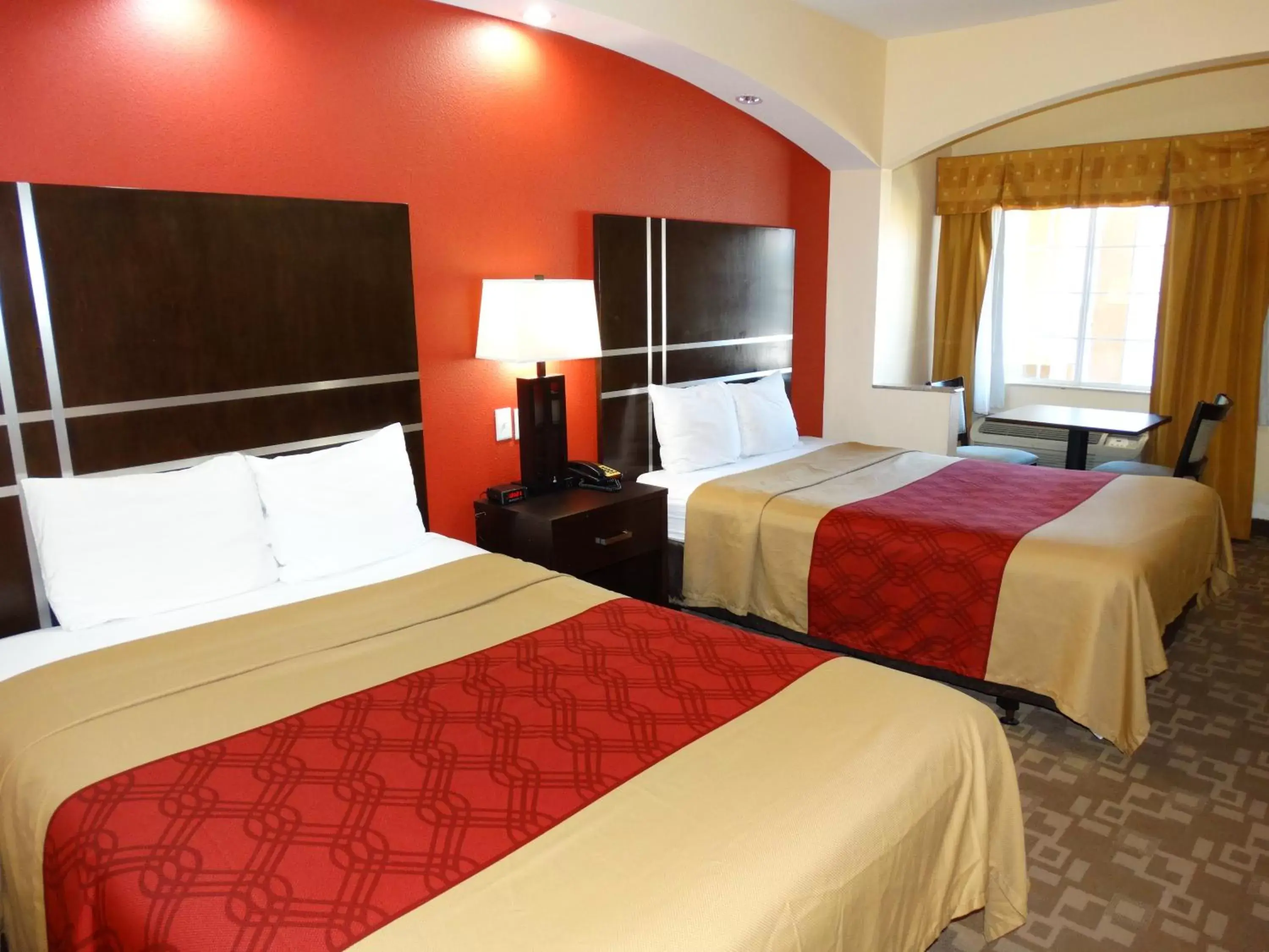 Queen Room with Two Queen Beds in Regency Inn & Suites - Baytown