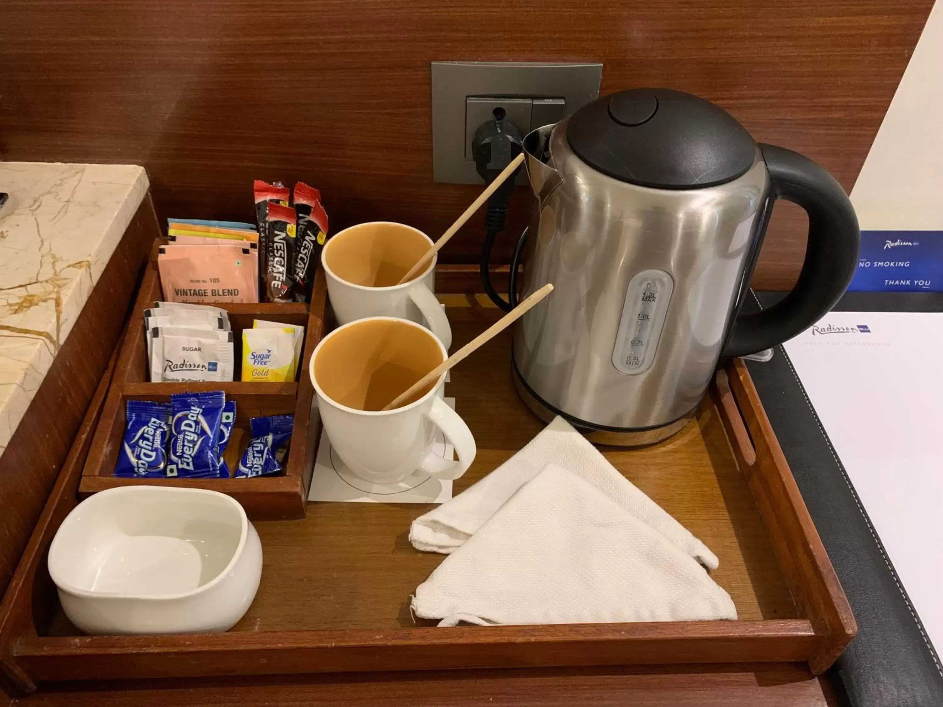 Coffee/tea facilities in Radisson Blu Resort & Spa Alibaug