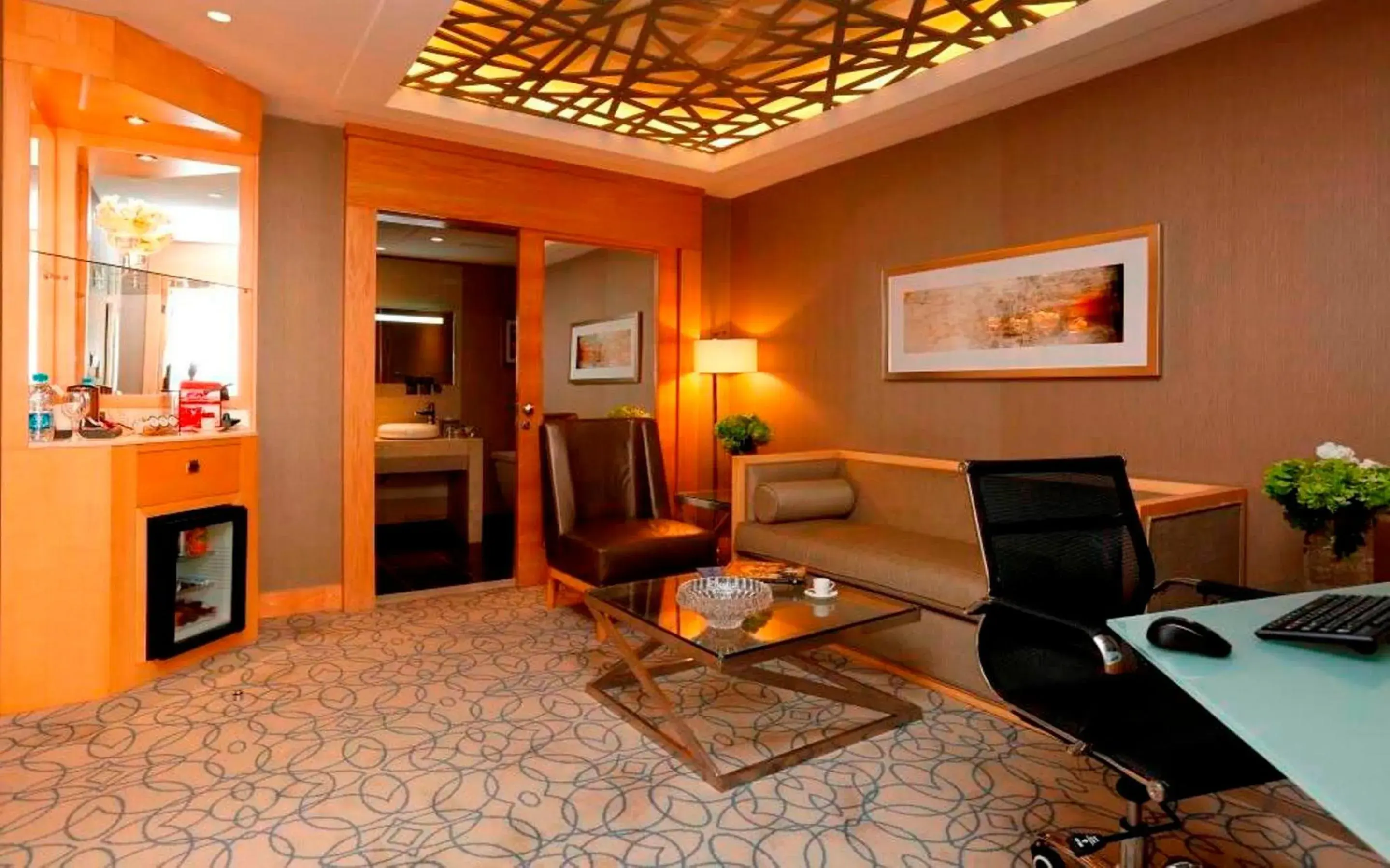 Living room, Lobby/Reception in Grand Plaza Gulf Hotel