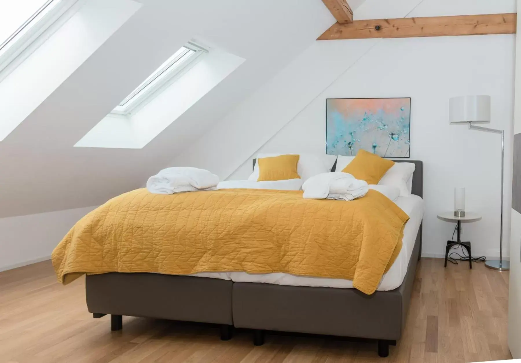Bedroom, Bed in Zurich Furnished Homes