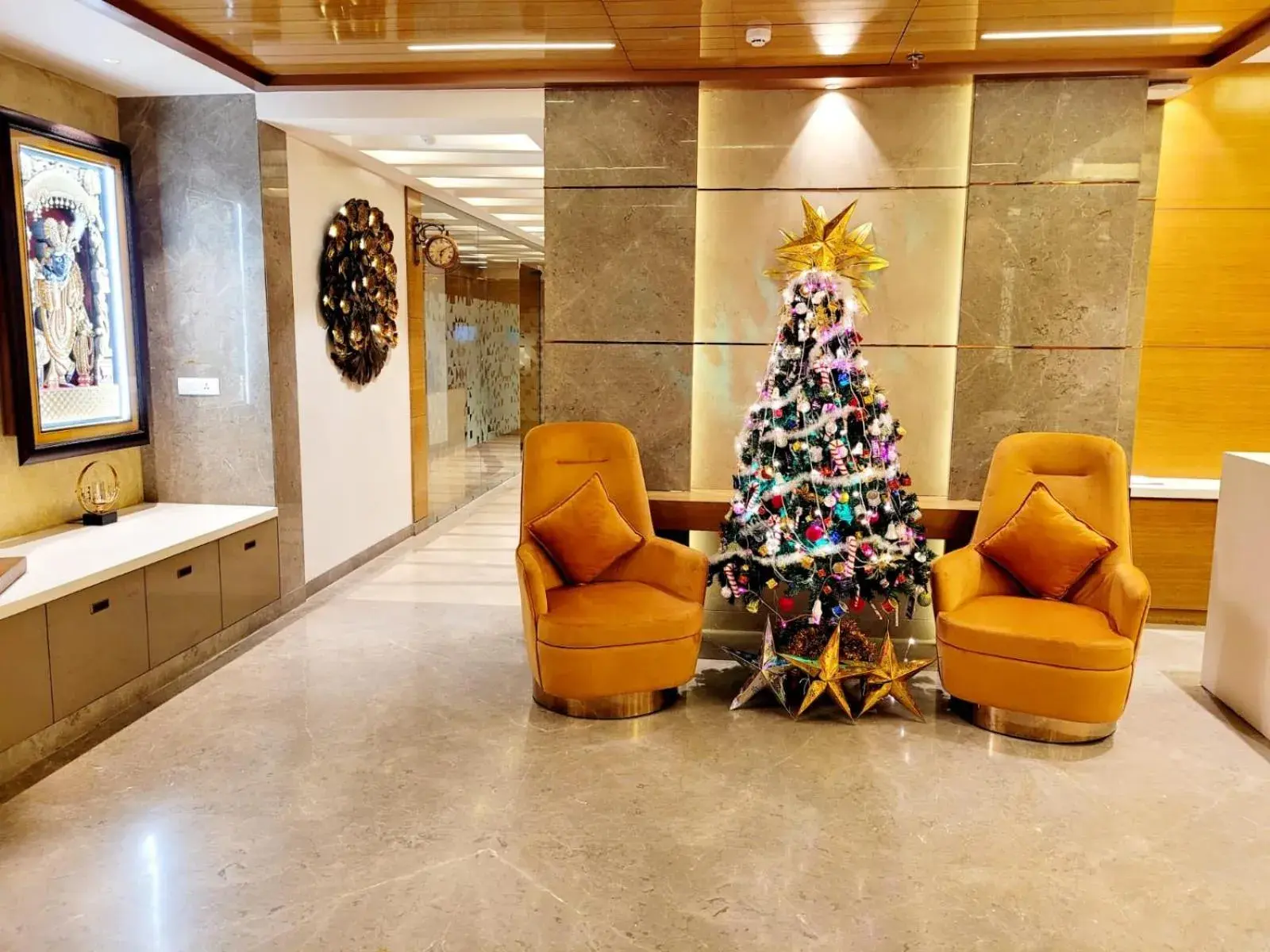 Lounge or bar in Best Western Vrindavan Lounge or bar in Best Western Vrindavan