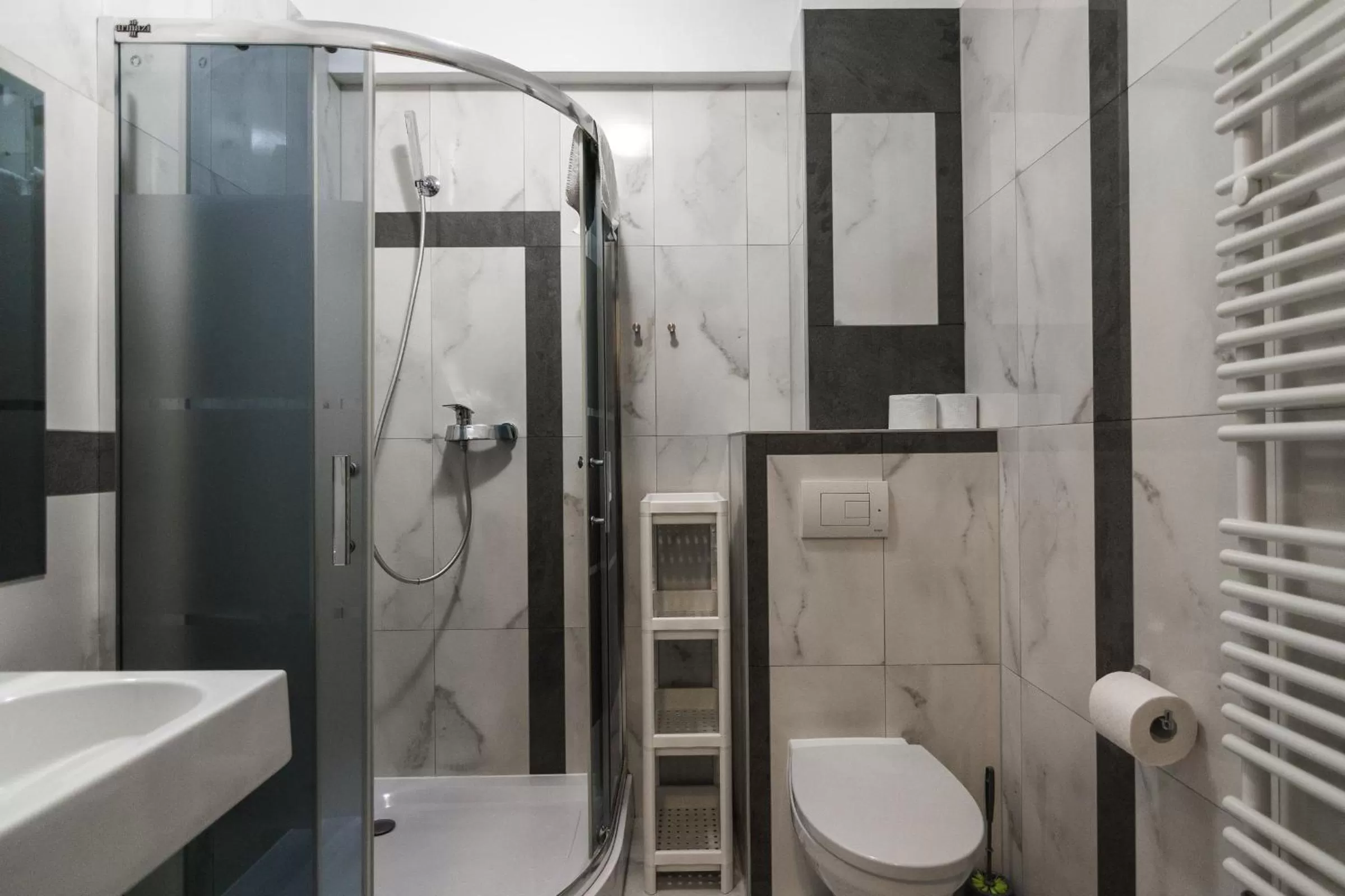 Bathroom in Resident Rene